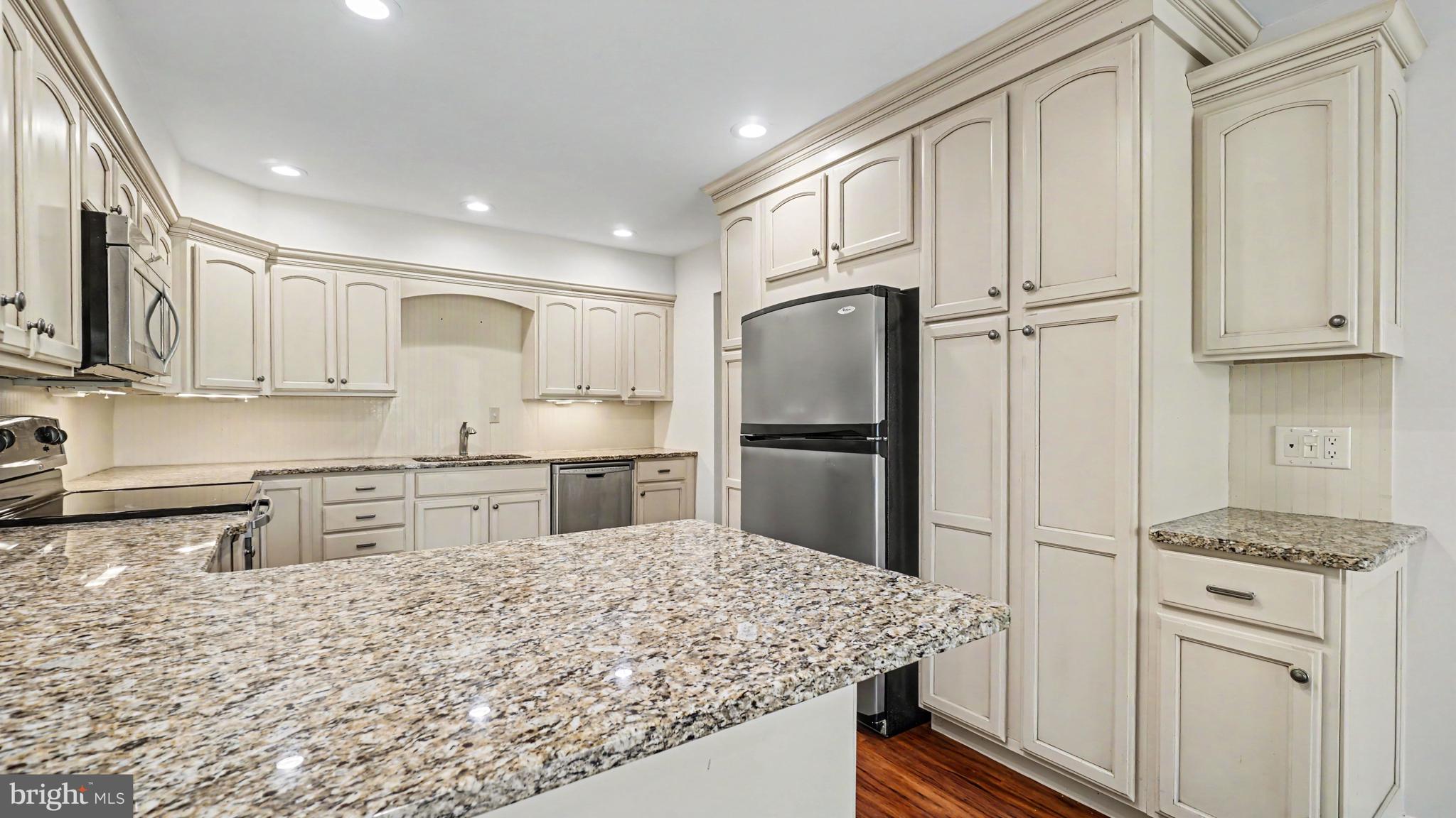 PROVIDENCE FORGE - Residential