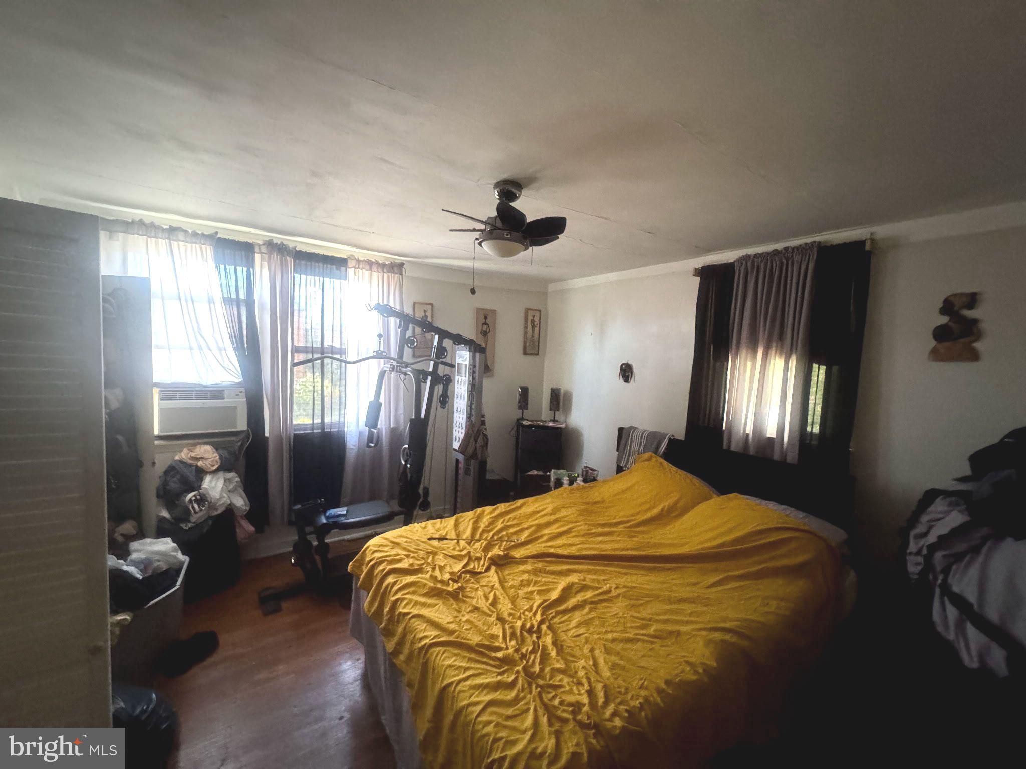 LAWNCREST - Residential