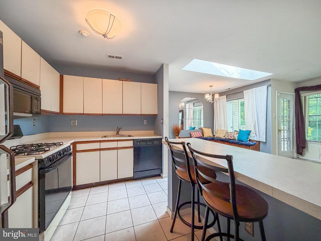 CROWN POINTE - Residential