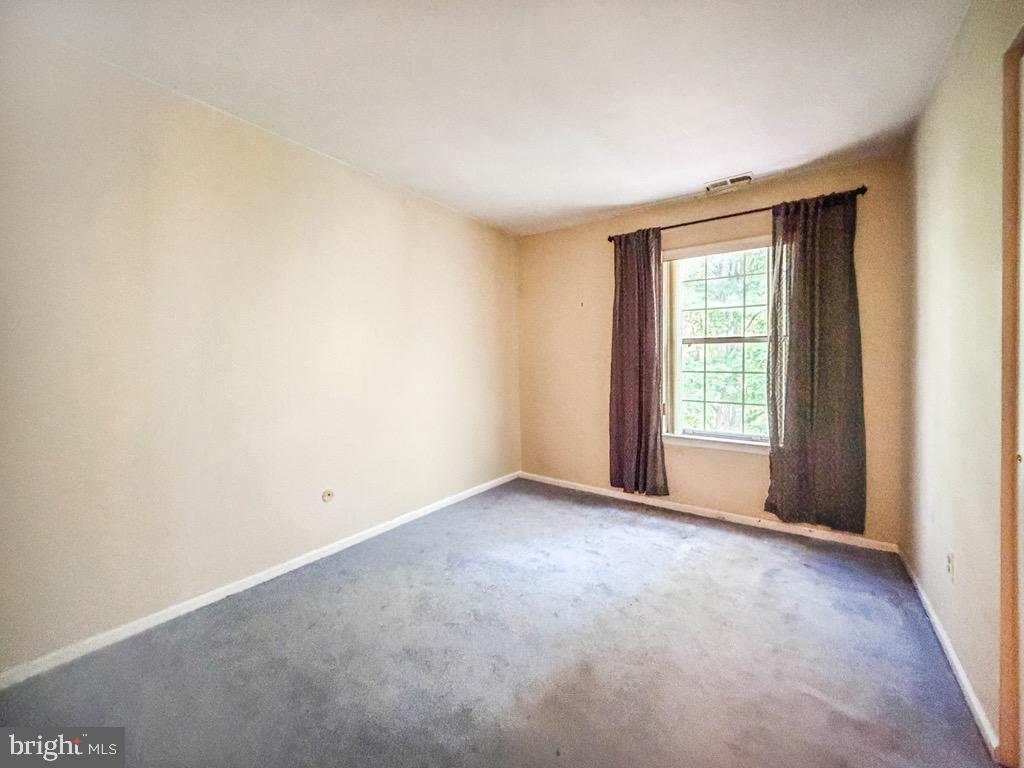CROWN POINTE - Residential