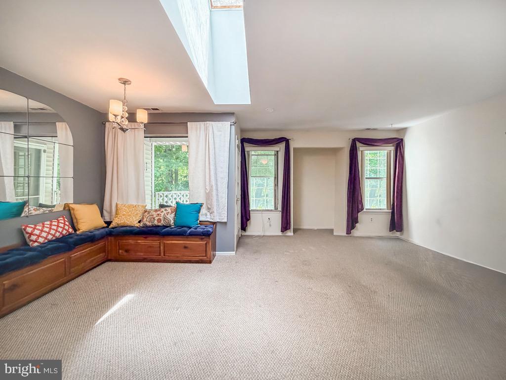 CROWN POINTE - Residential