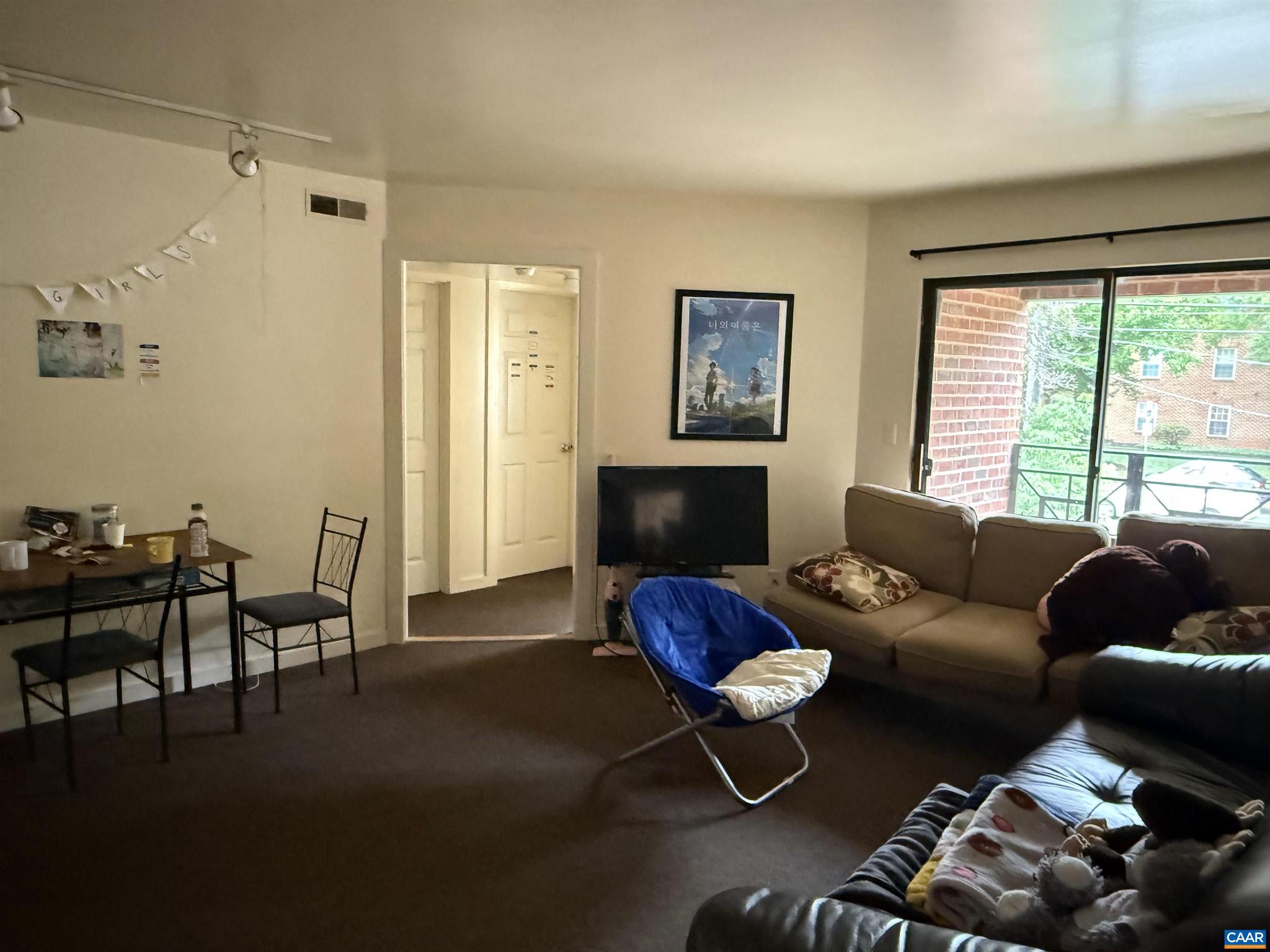 JEFFERSON PARK - Residential Income