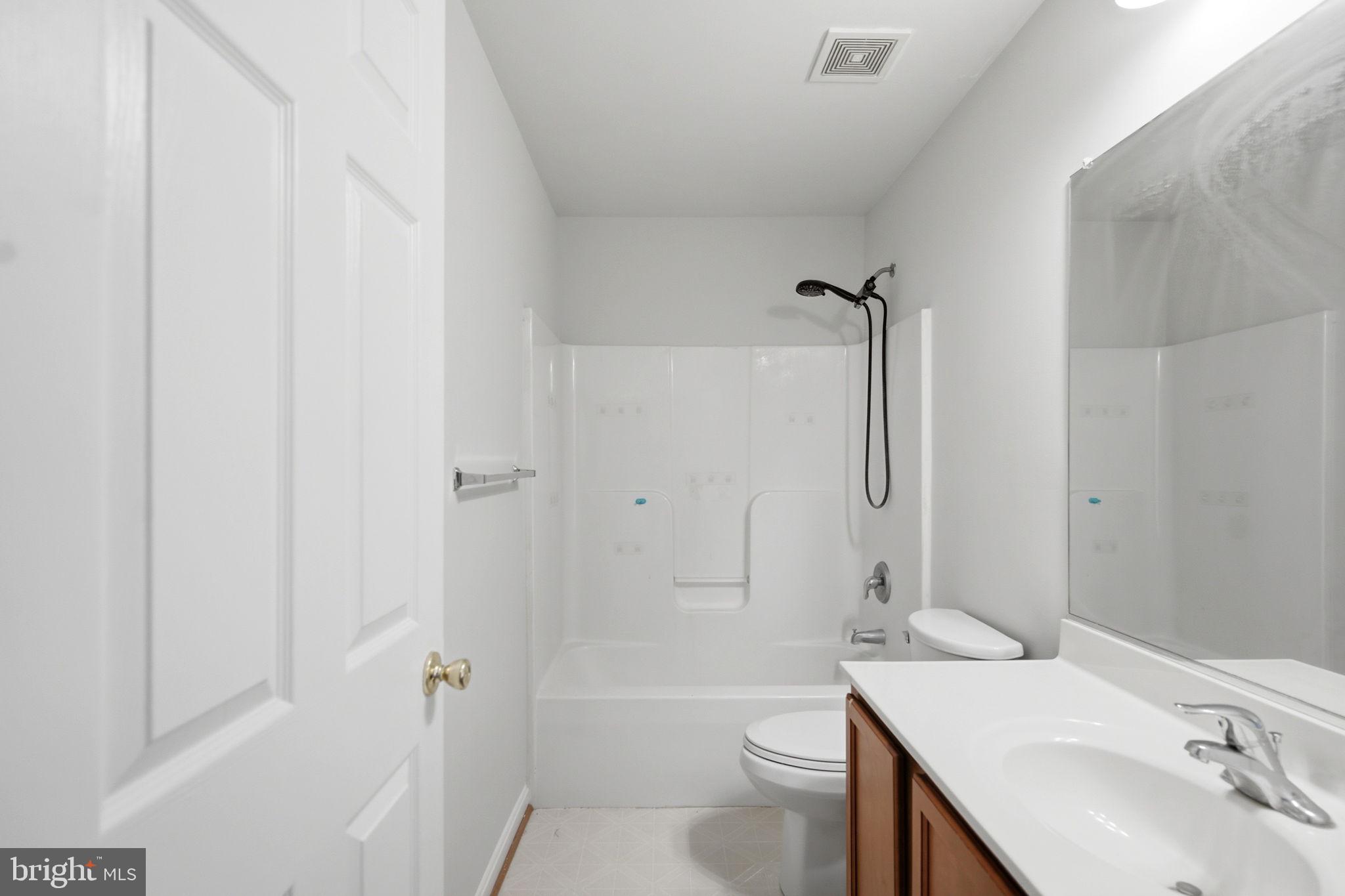 MILLS FARM - Residential
