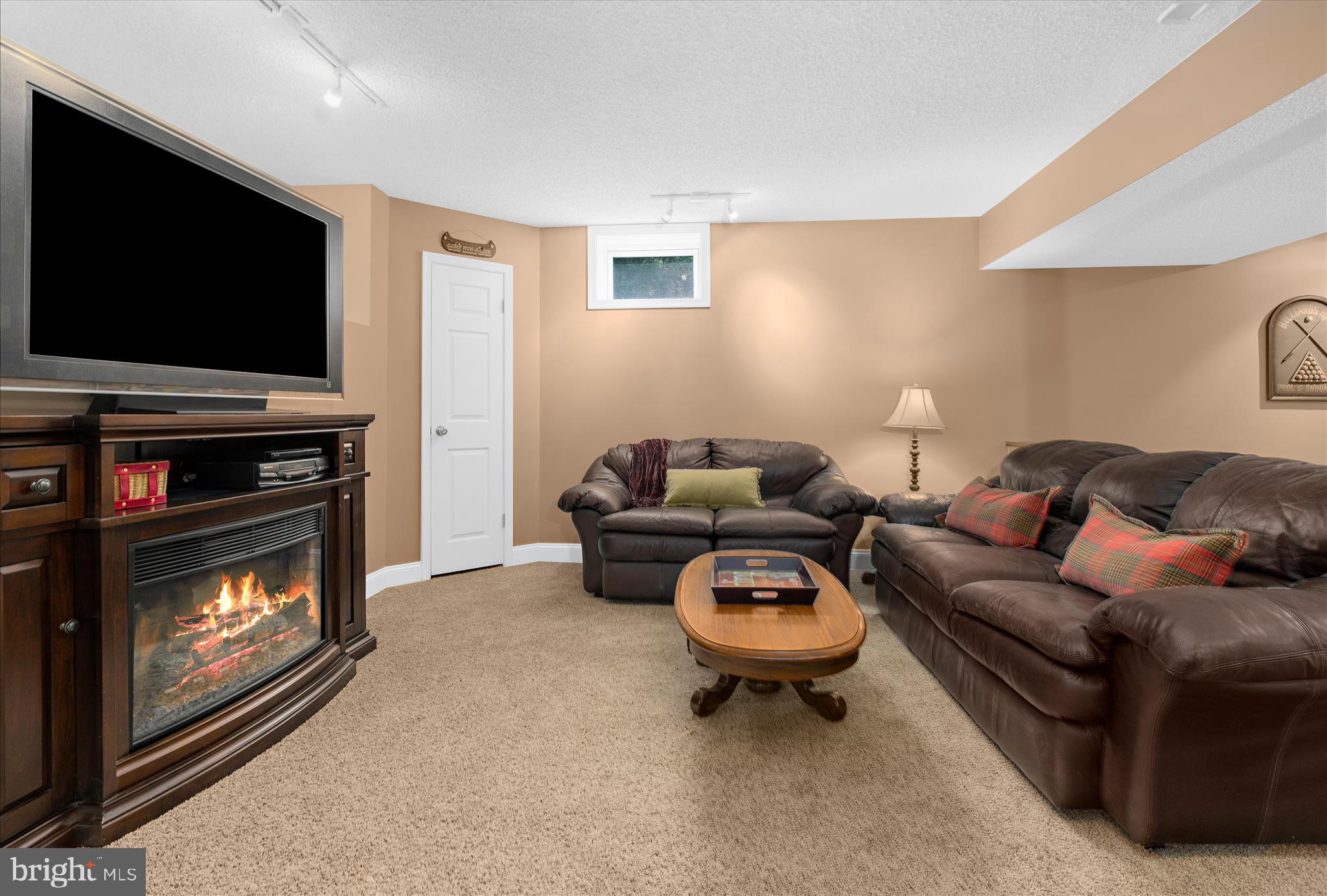 CHANDLER POINT - Residential