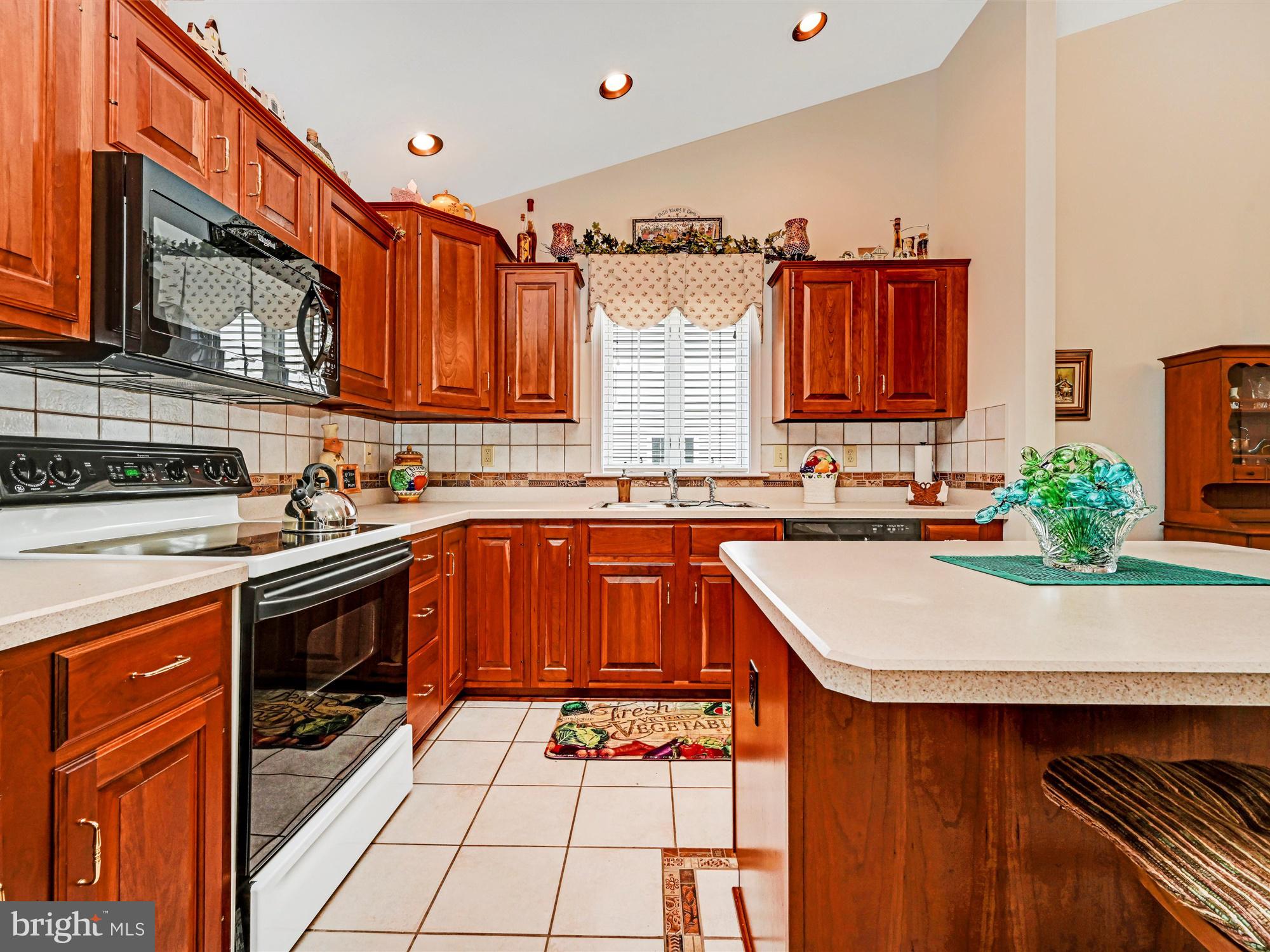 BRYNFIELD - Residential
