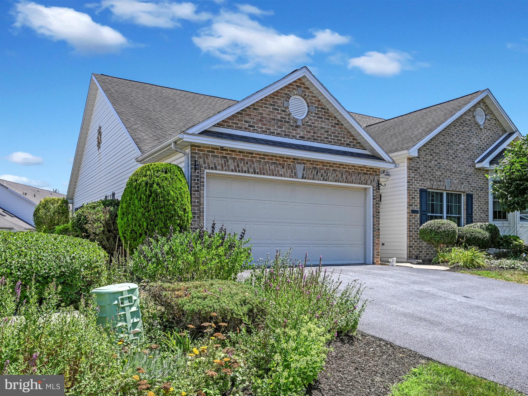 BRYNFIELD - Residential