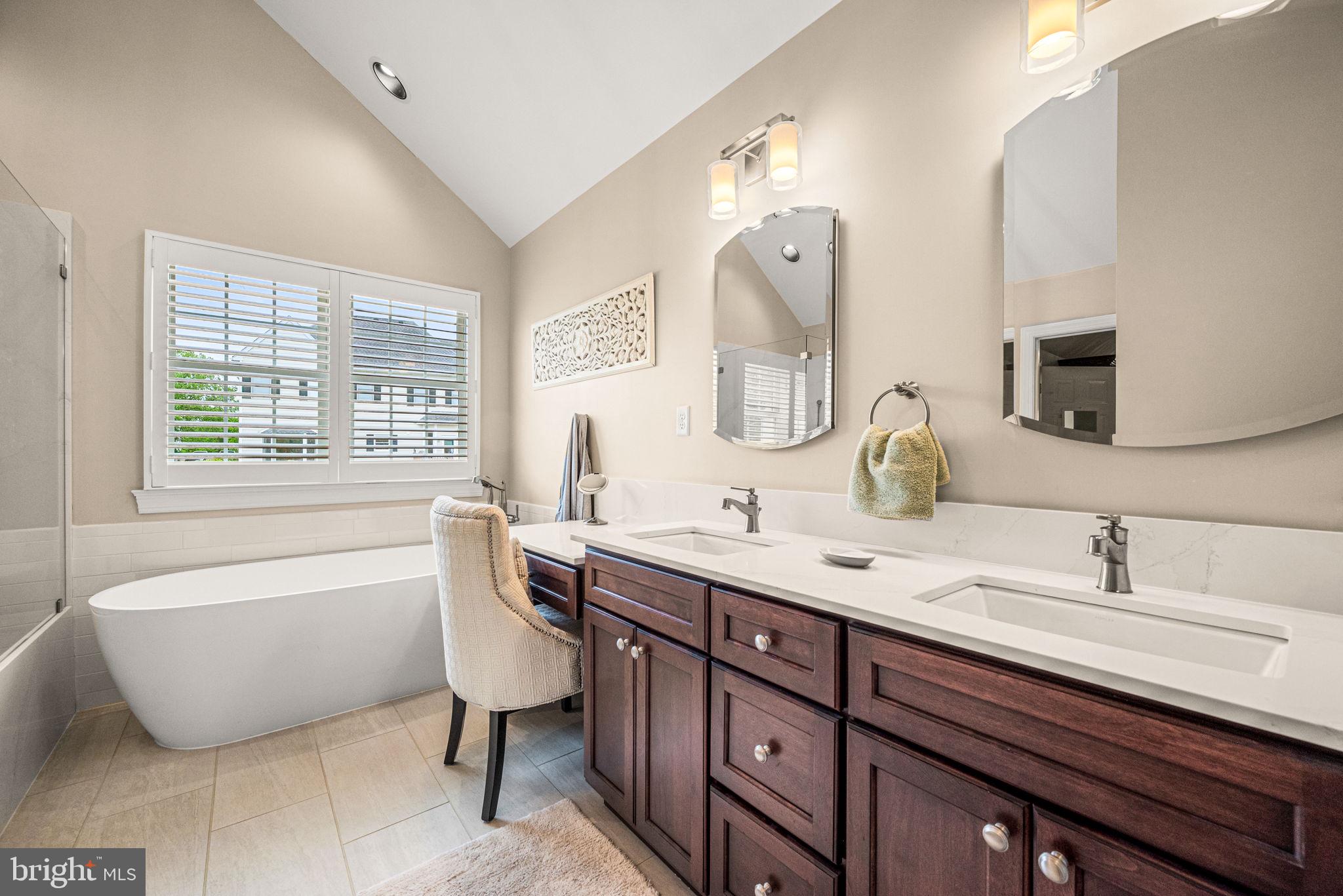 RIDINGS OF MALVERN - Residential