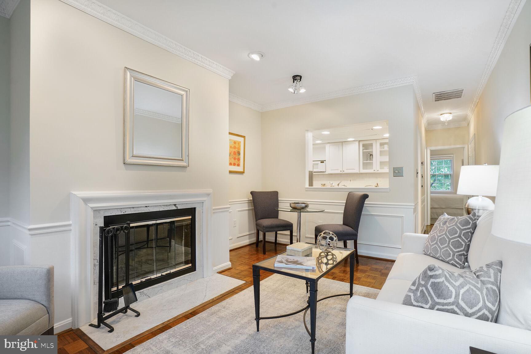 CAPITOL HILL - Residential