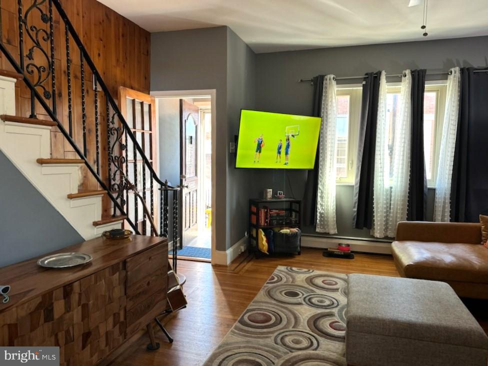 PORT RICHMOND - Residential