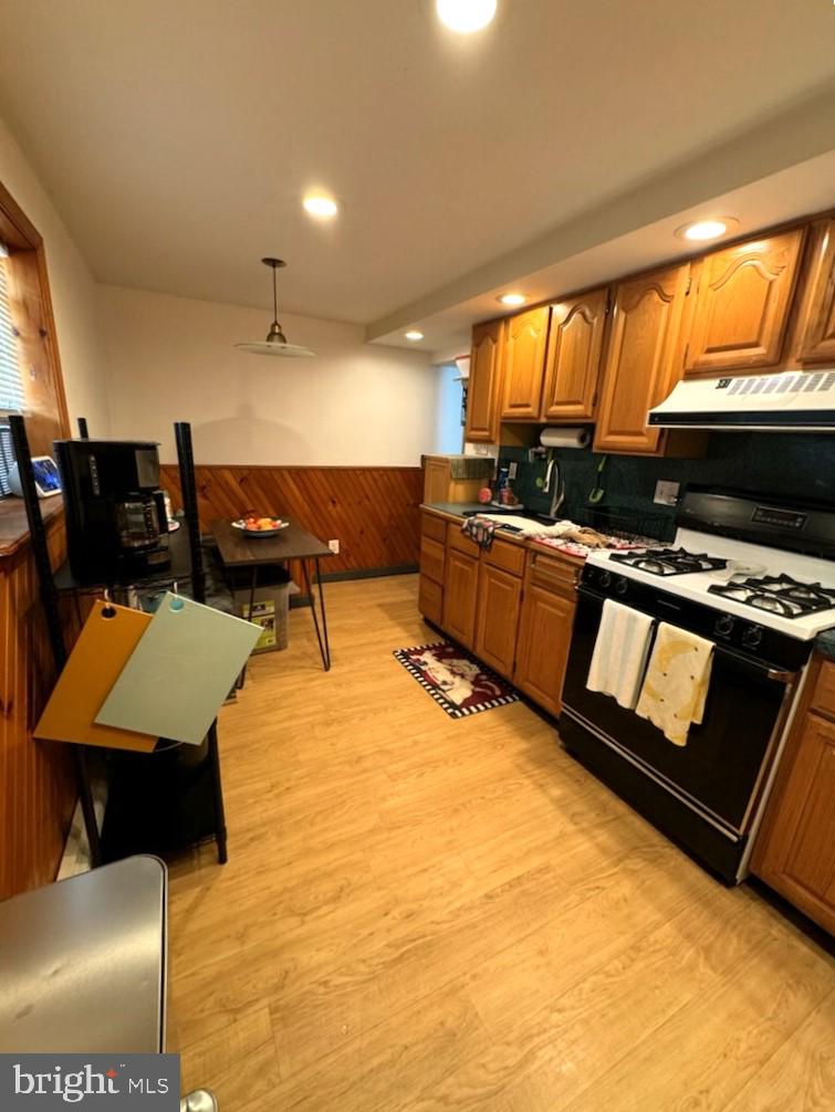 PORT RICHMOND - Residential
