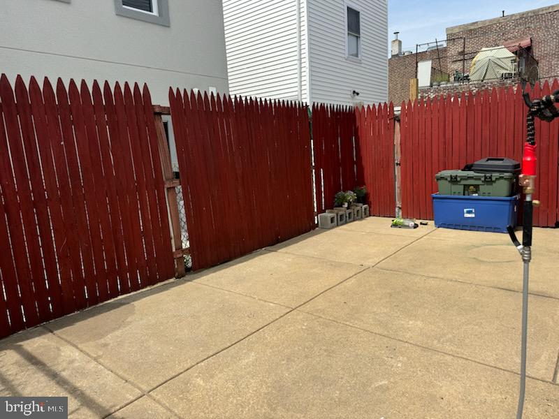 PORT RICHMOND - Residential