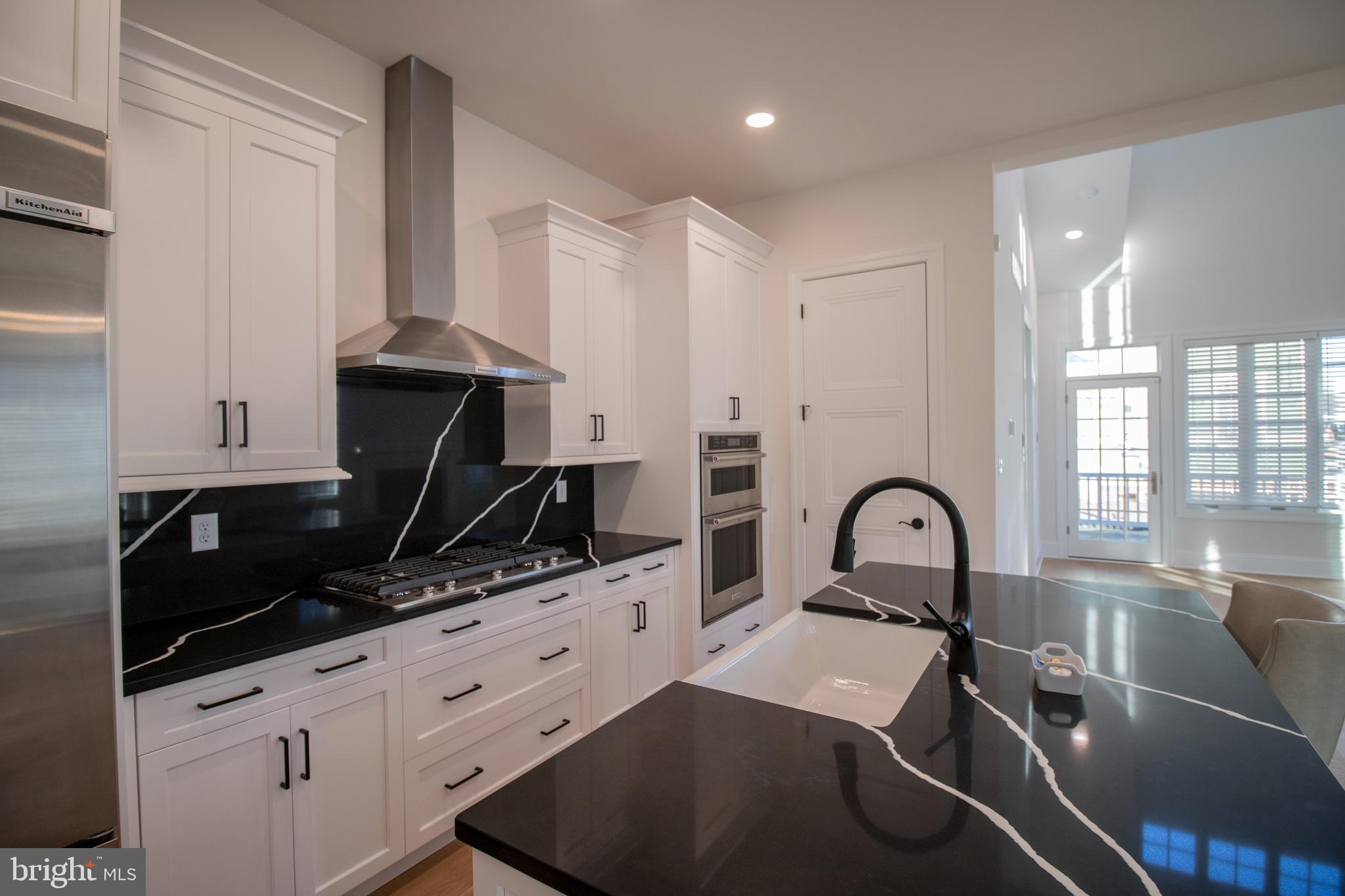 COLUMBIA PLACE - Residential