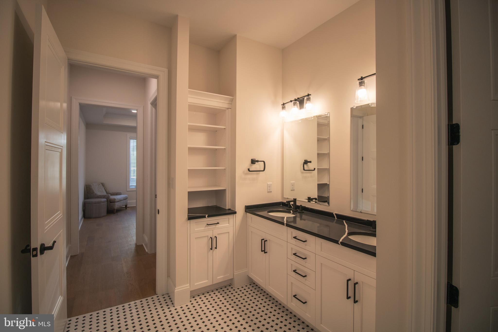 COLUMBIA PLACE - Residential