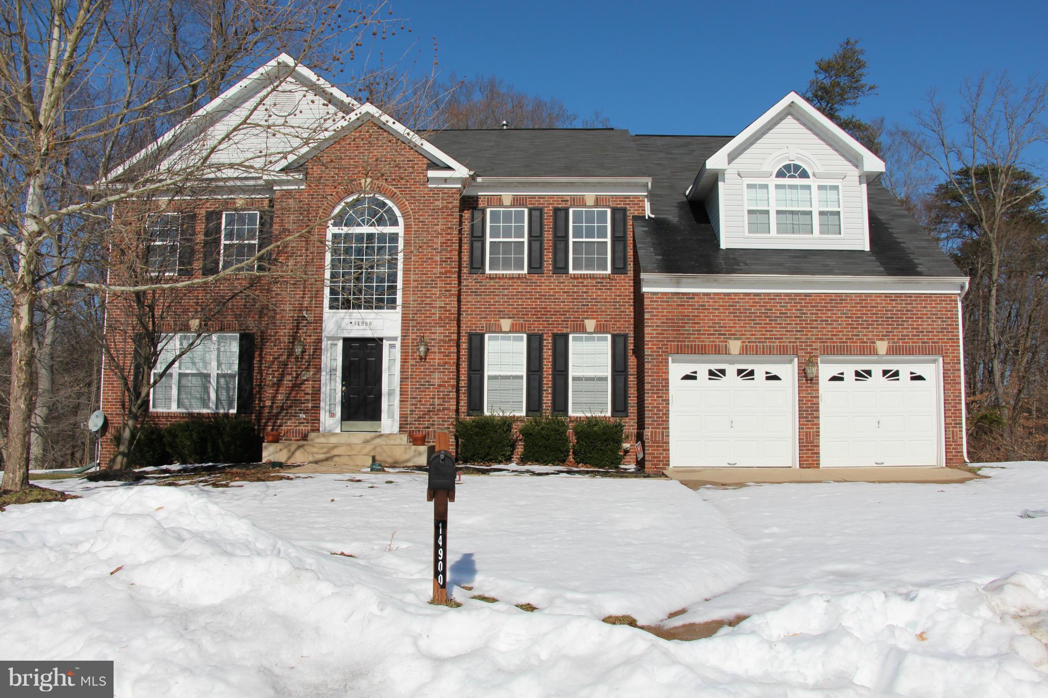 STUNNING IN DESIGN DESCRIBES THIS 4 BEDROOM, 4 1/2 BATH BRICK FRONT COLONIAL,BACKS TO TREES SITUATED IN A CULDESAC.  FEATURES INCLUDE 2 STORY FOYER, DRAMATIC 2 STORY FAMILY ROOM, MORNING ROOM, ROYAL MASTER BATH WITH DUAL SINKS, DUAL TOILETS, JETTED TUB, OPEN SHOWER, CATHEDRAL CEILINGS, JACK N JILL BATH.  DON'T MISS THIS ONE!!!  MAKE IT YOURS TODAY.
