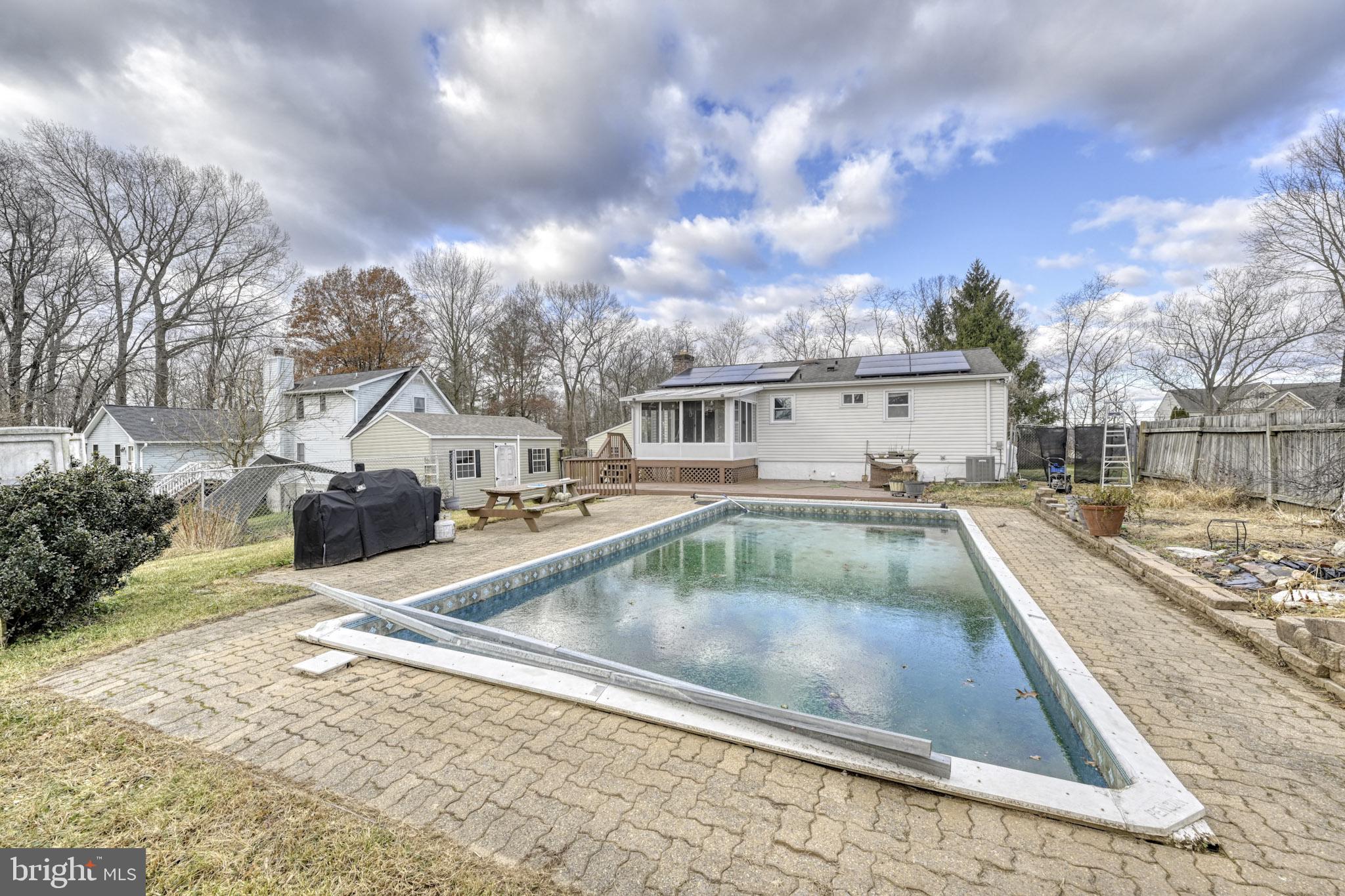 FENWOOD HEIGHTS - Residential