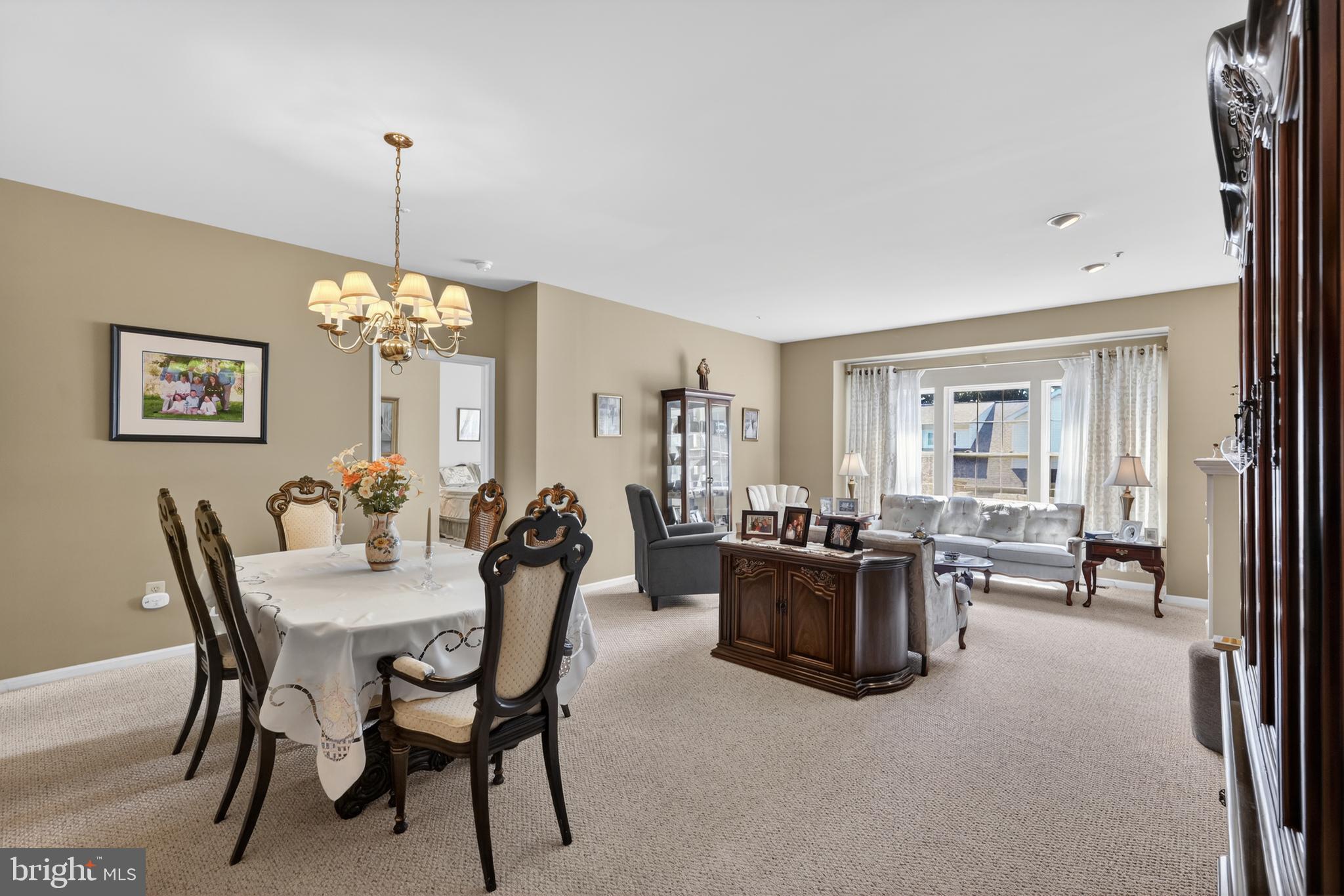 STUARTS KEEP - Residential
