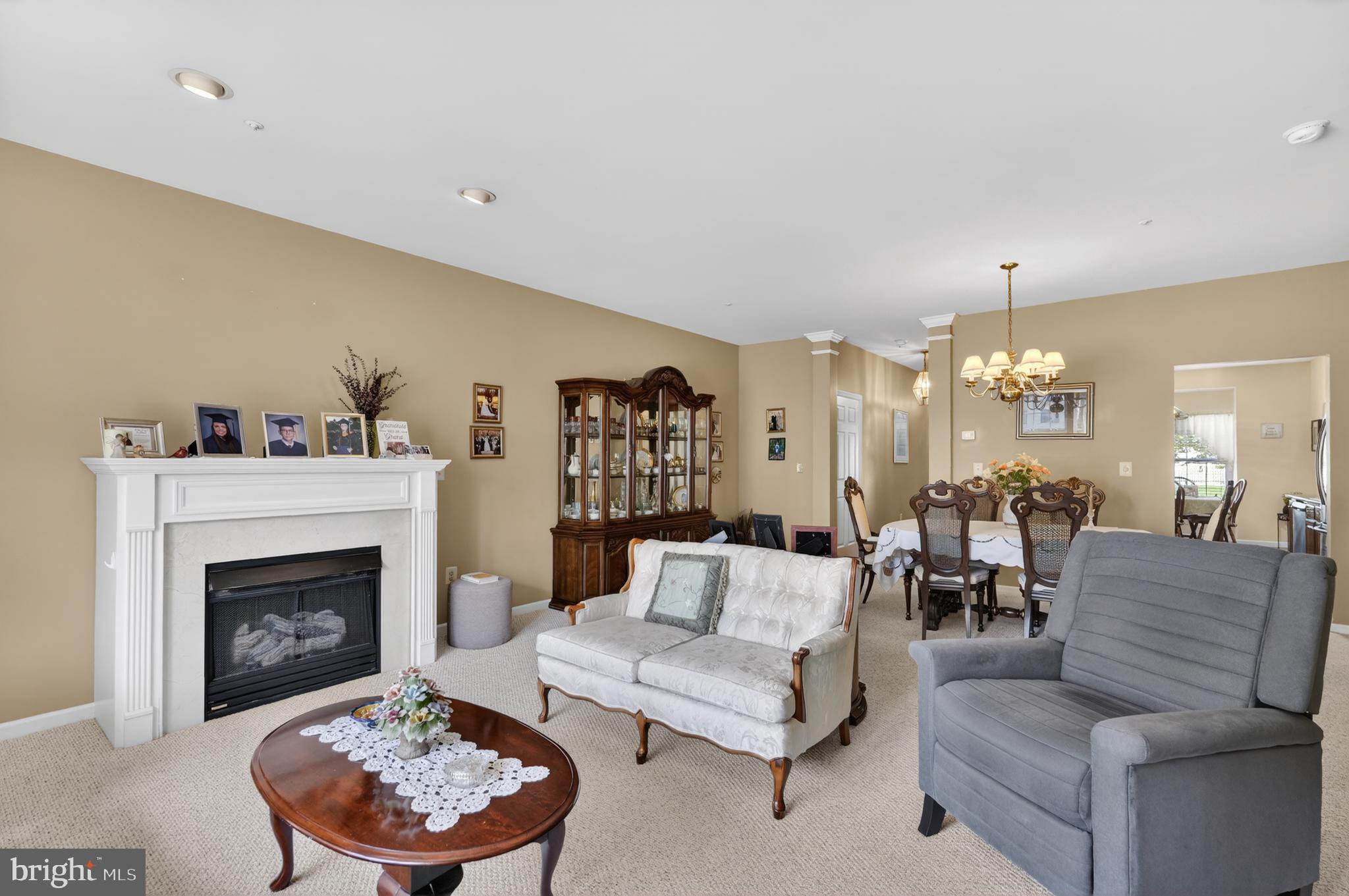 STUARTS KEEP - Residential