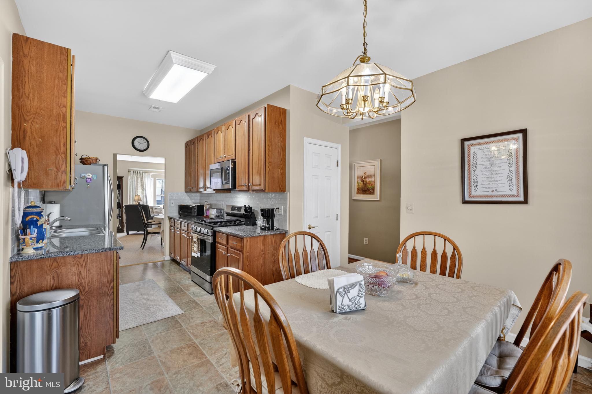 STUARTS KEEP - Residential