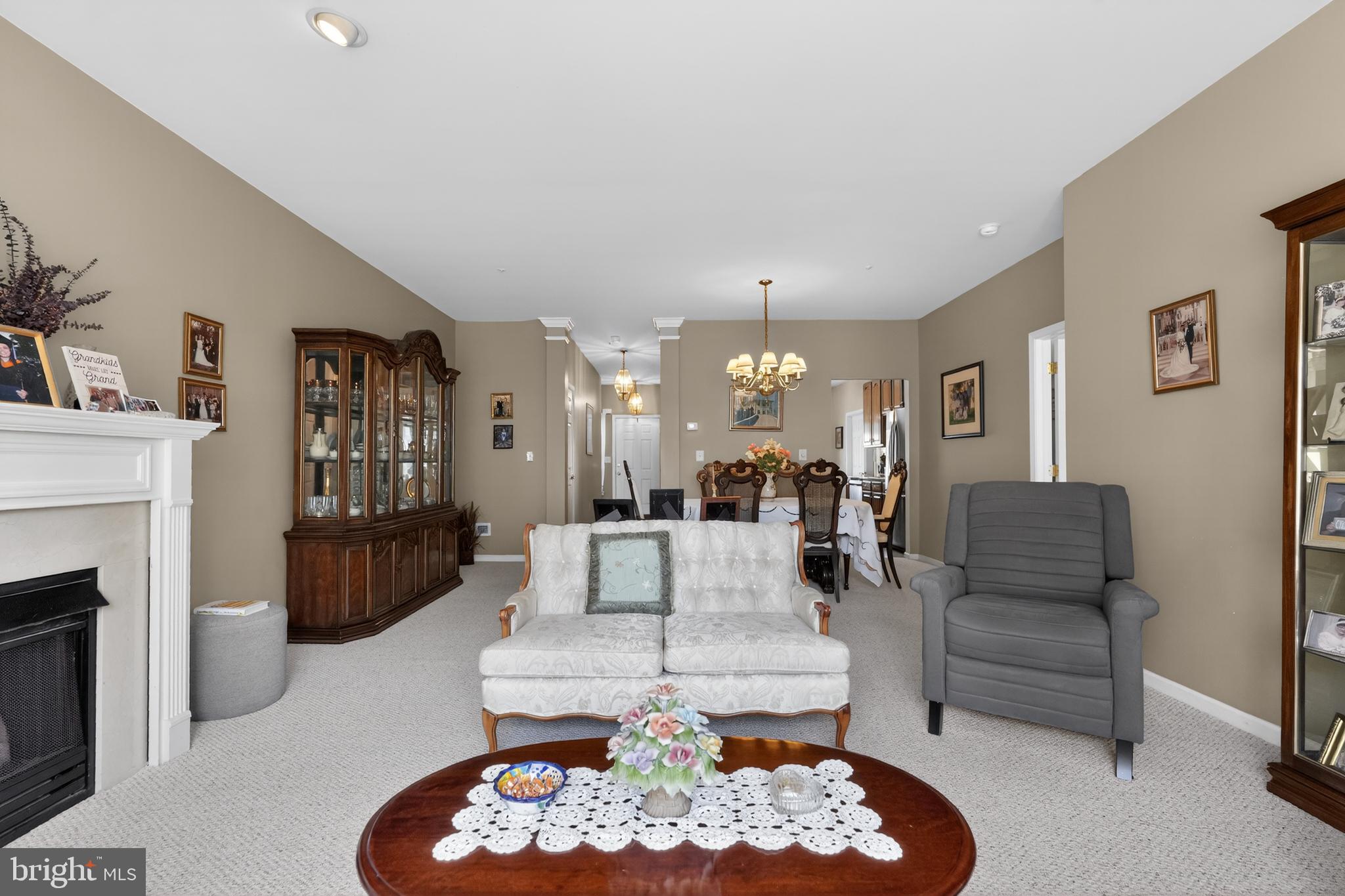 STUARTS KEEP - Residential