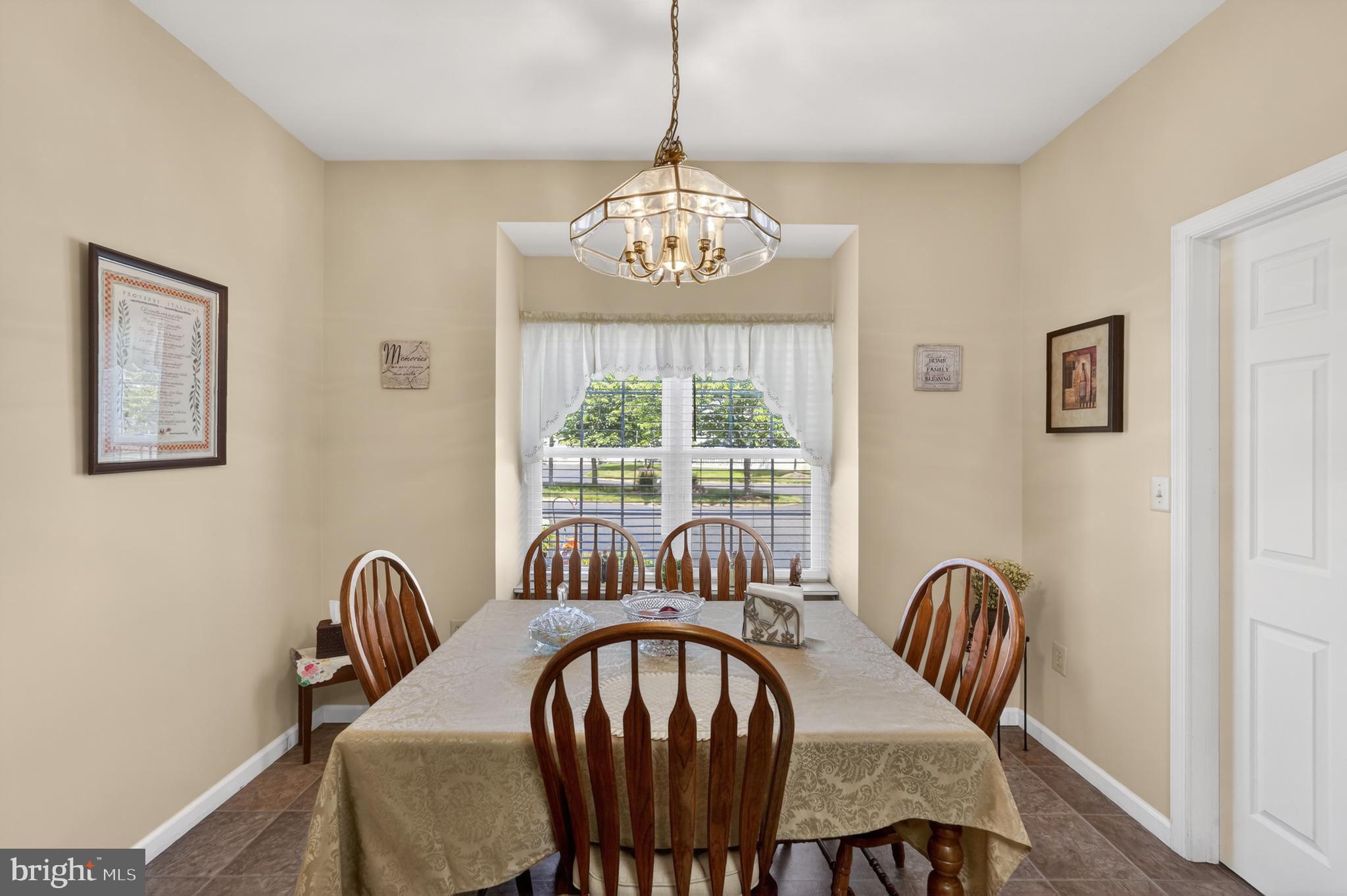 STUARTS KEEP - Residential