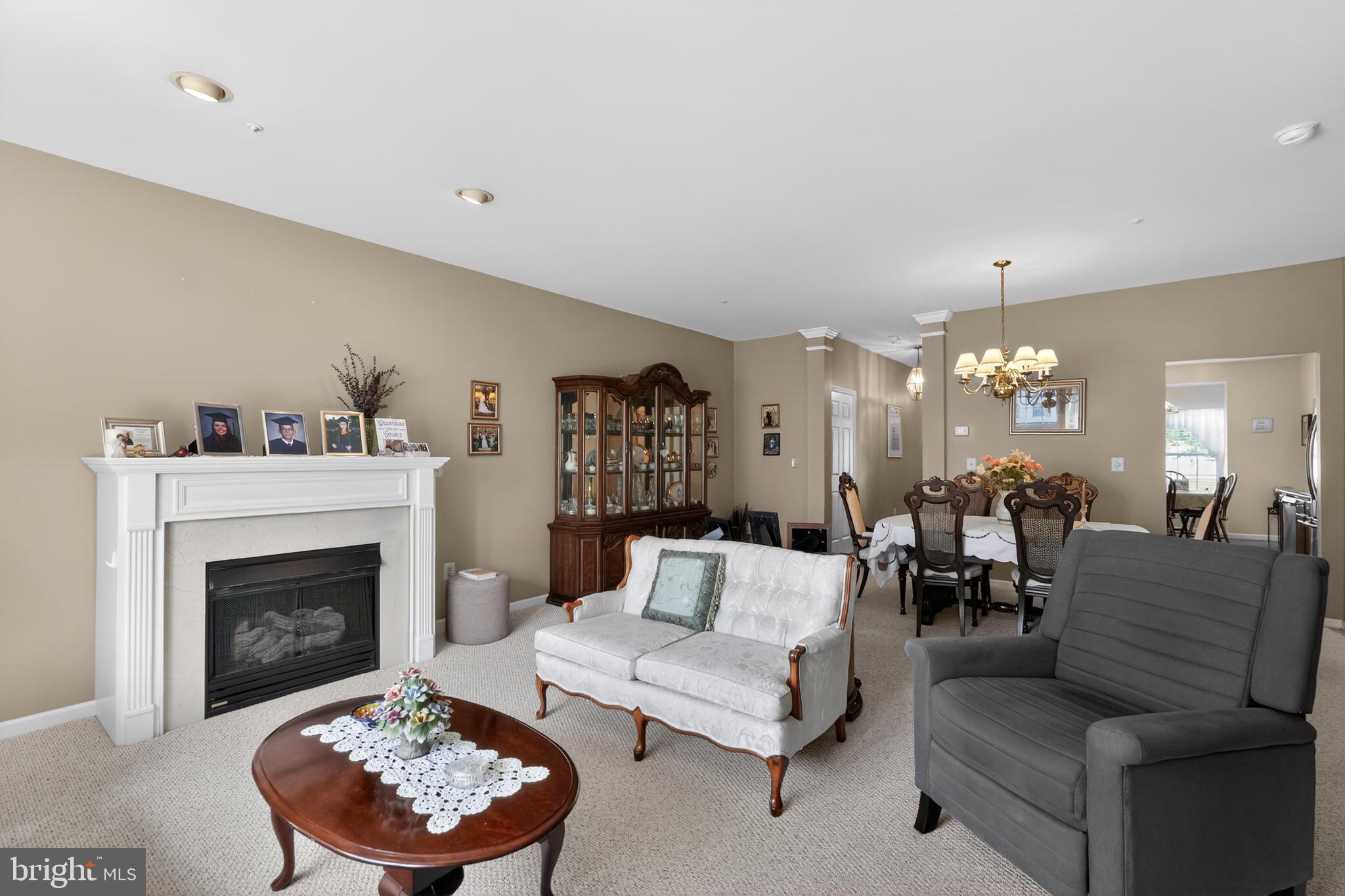 STUARTS KEEP - Residential