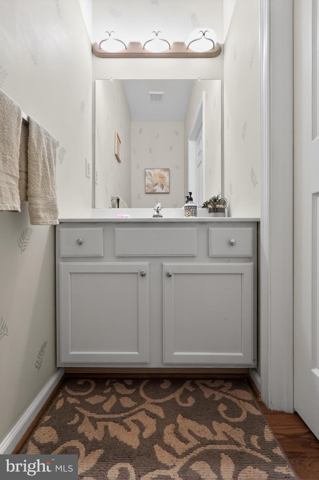STUARTS KEEP - Residential