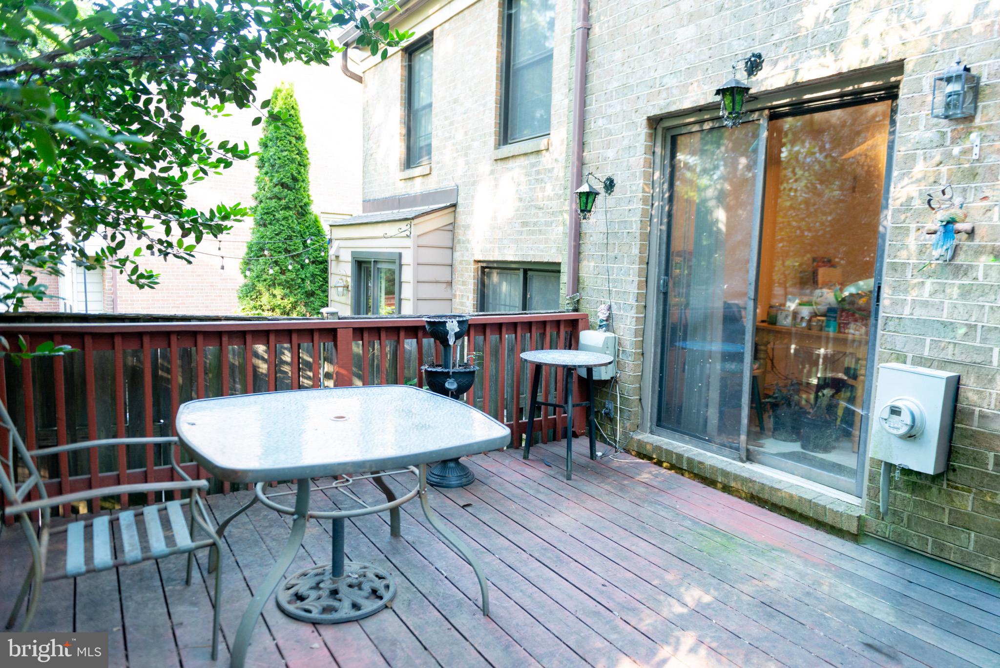 ROCKVILLE HEIGHTS - Residential