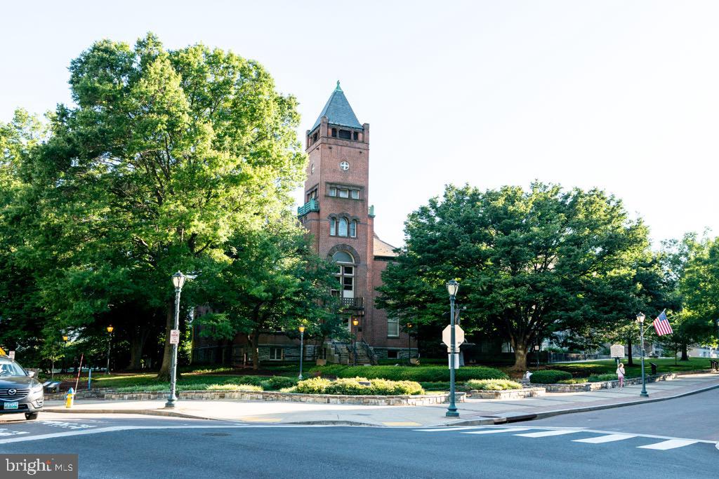 ROCKVILLE HEIGHTS - Residential