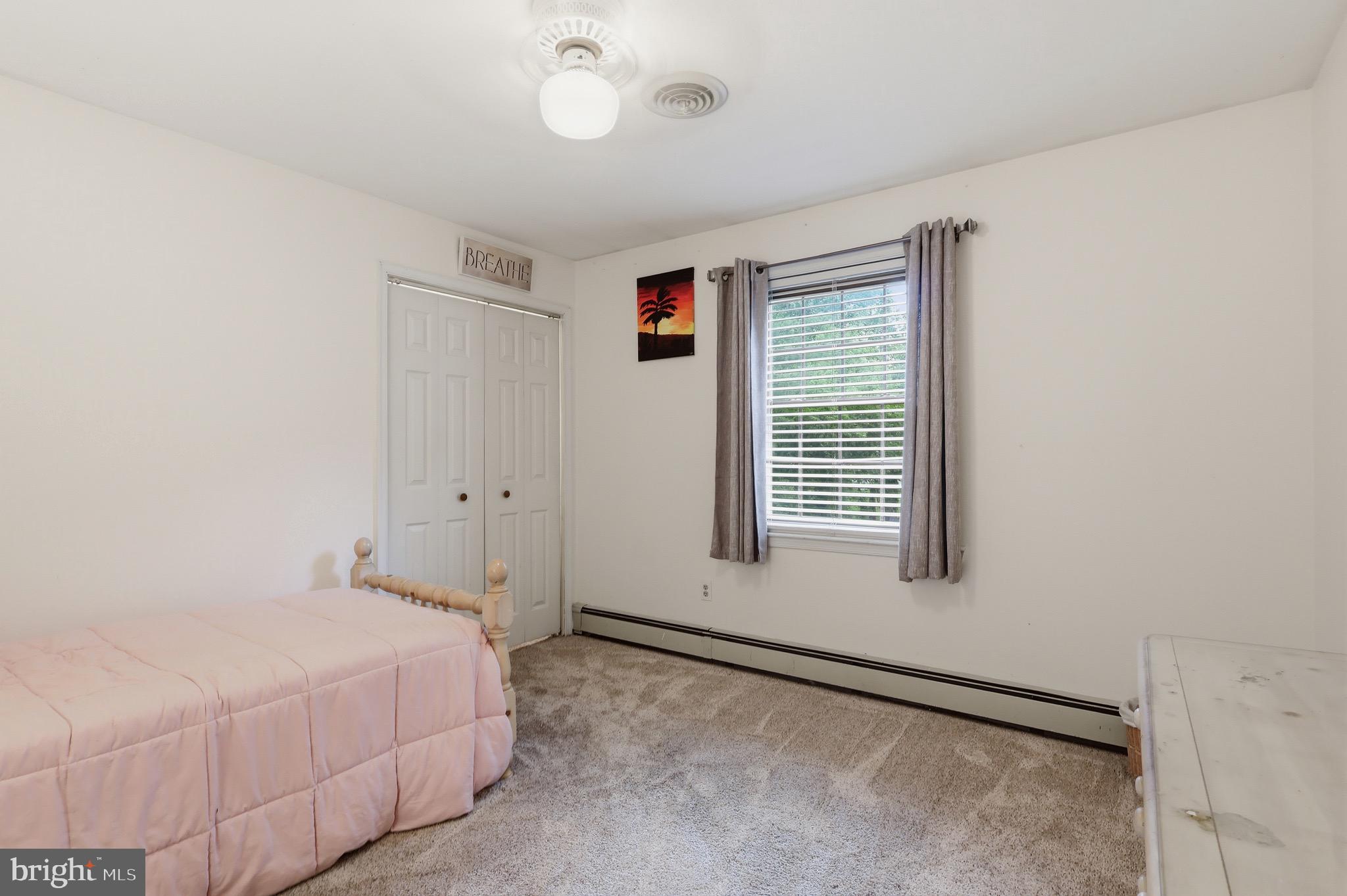 FEASTERVILLE - Residential