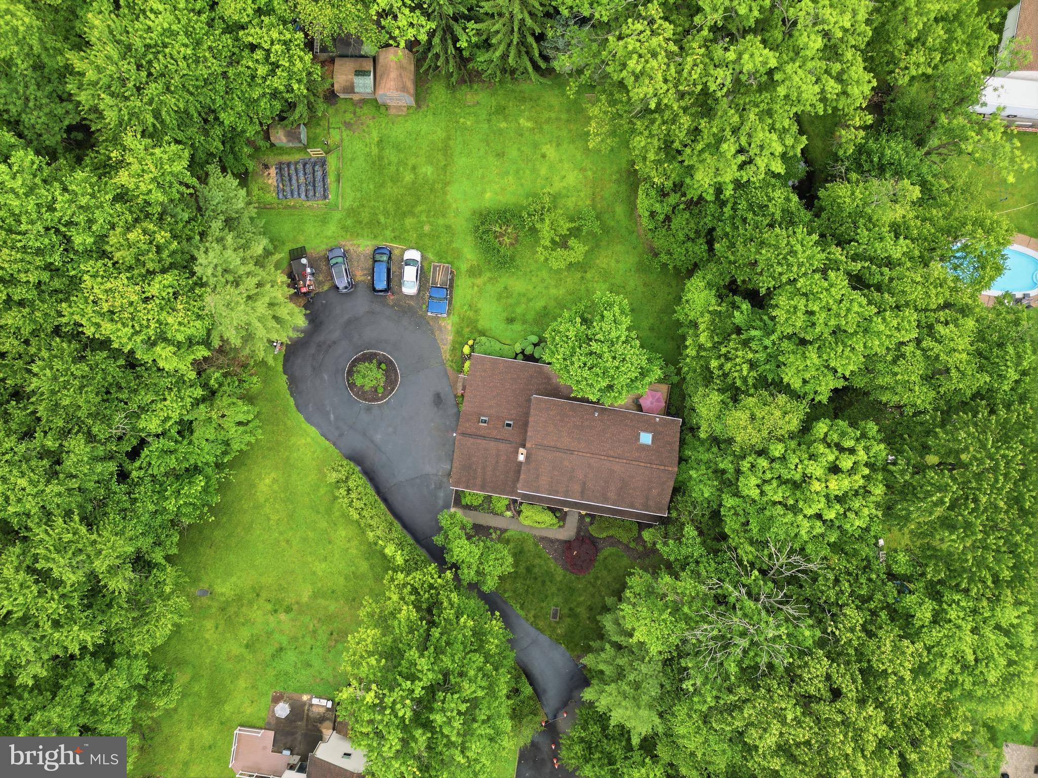 FEASTERVILLE - Residential