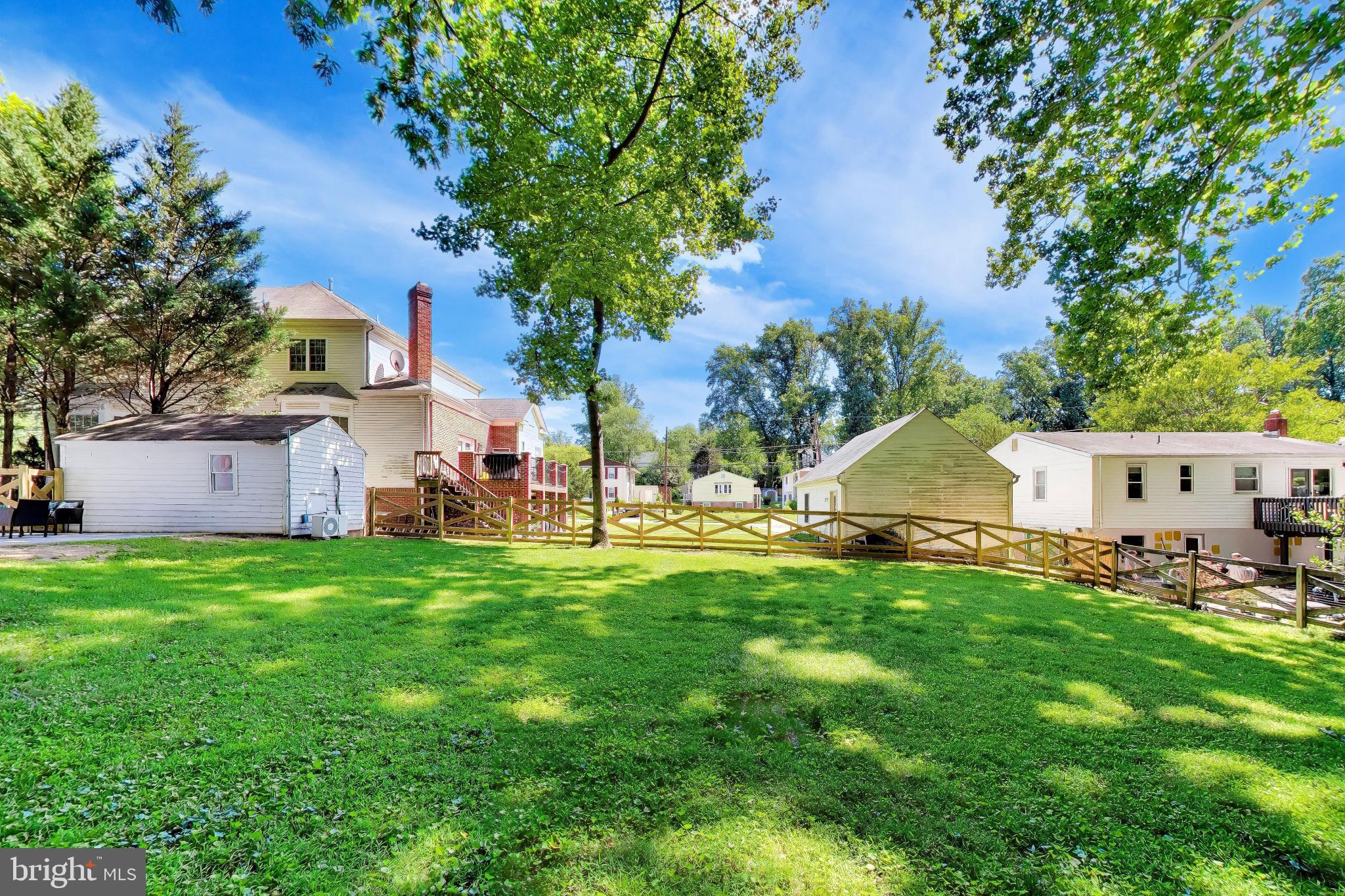 WEST END PARK - Residential