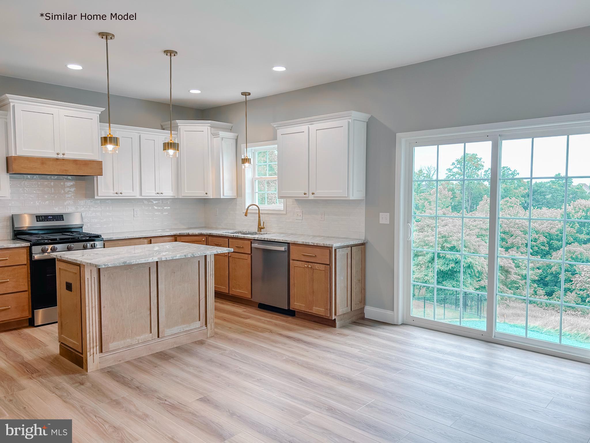 MAJESTIC RIDGE - Residential
