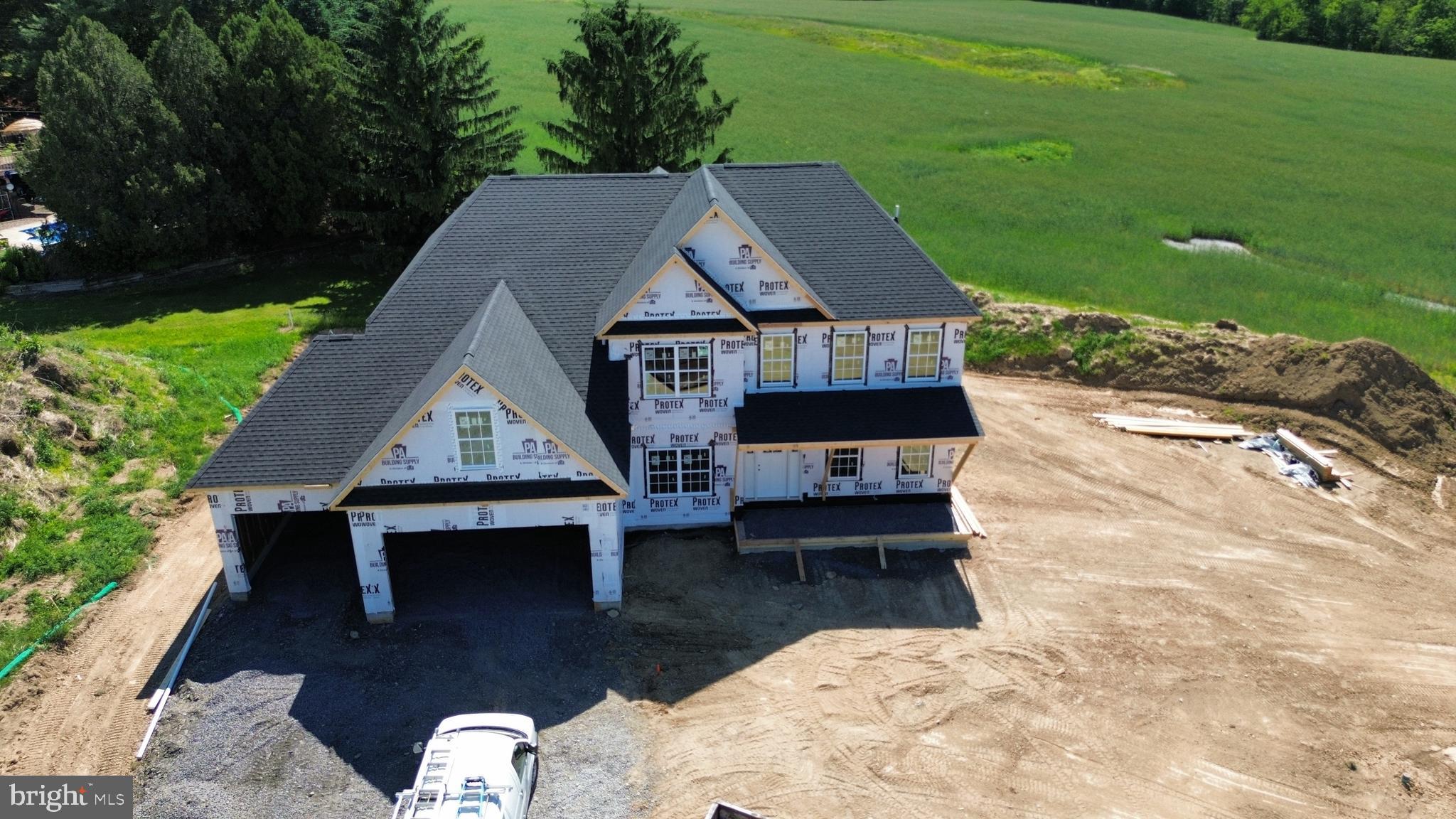 MAJESTIC RIDGE - Residential