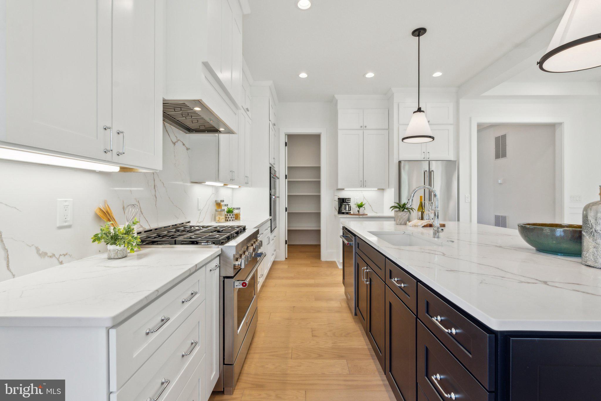 WAYCROFT - WOODLAWN - Residential