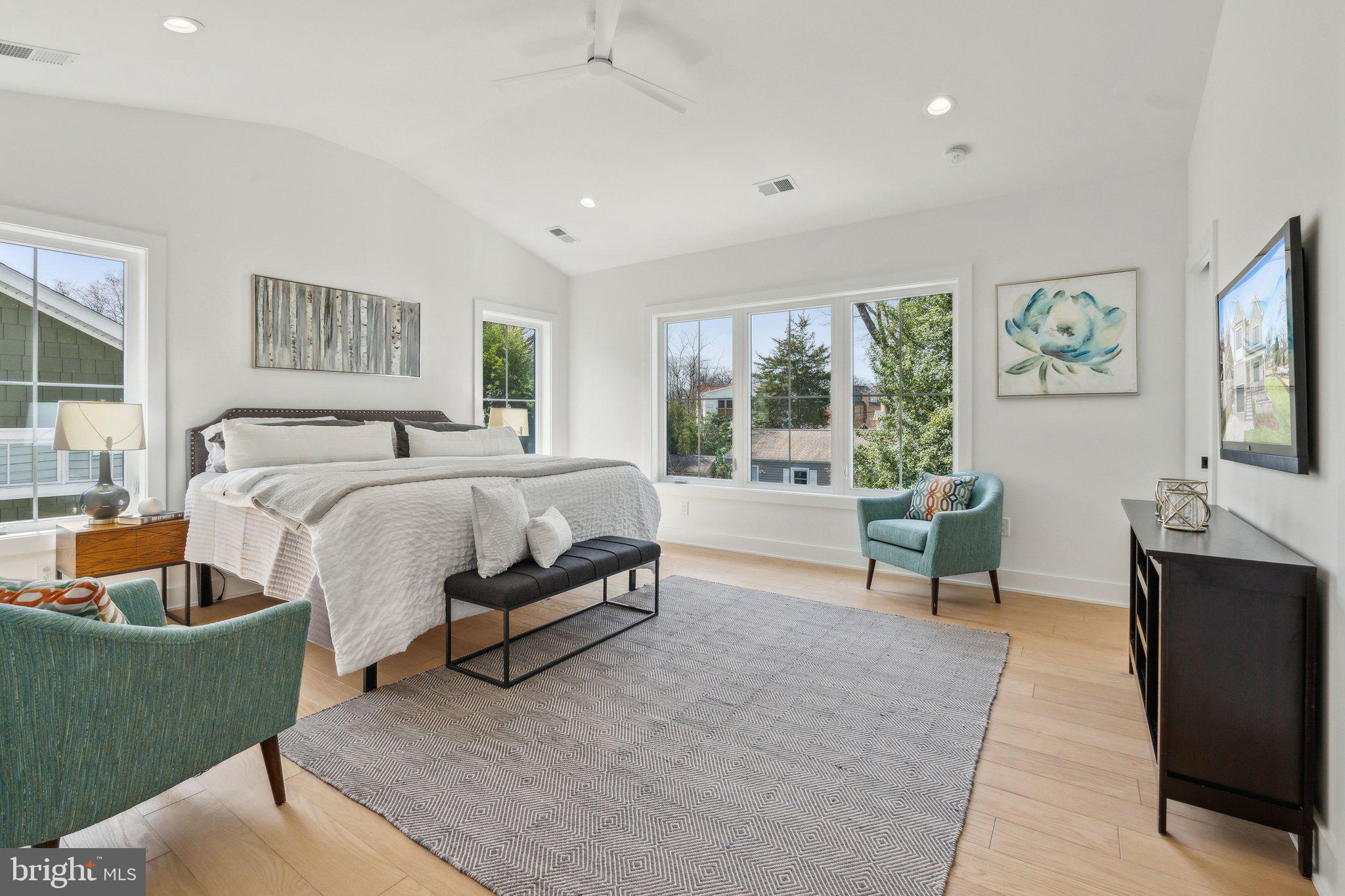 WAYCROFT - WOODLAWN - Residential