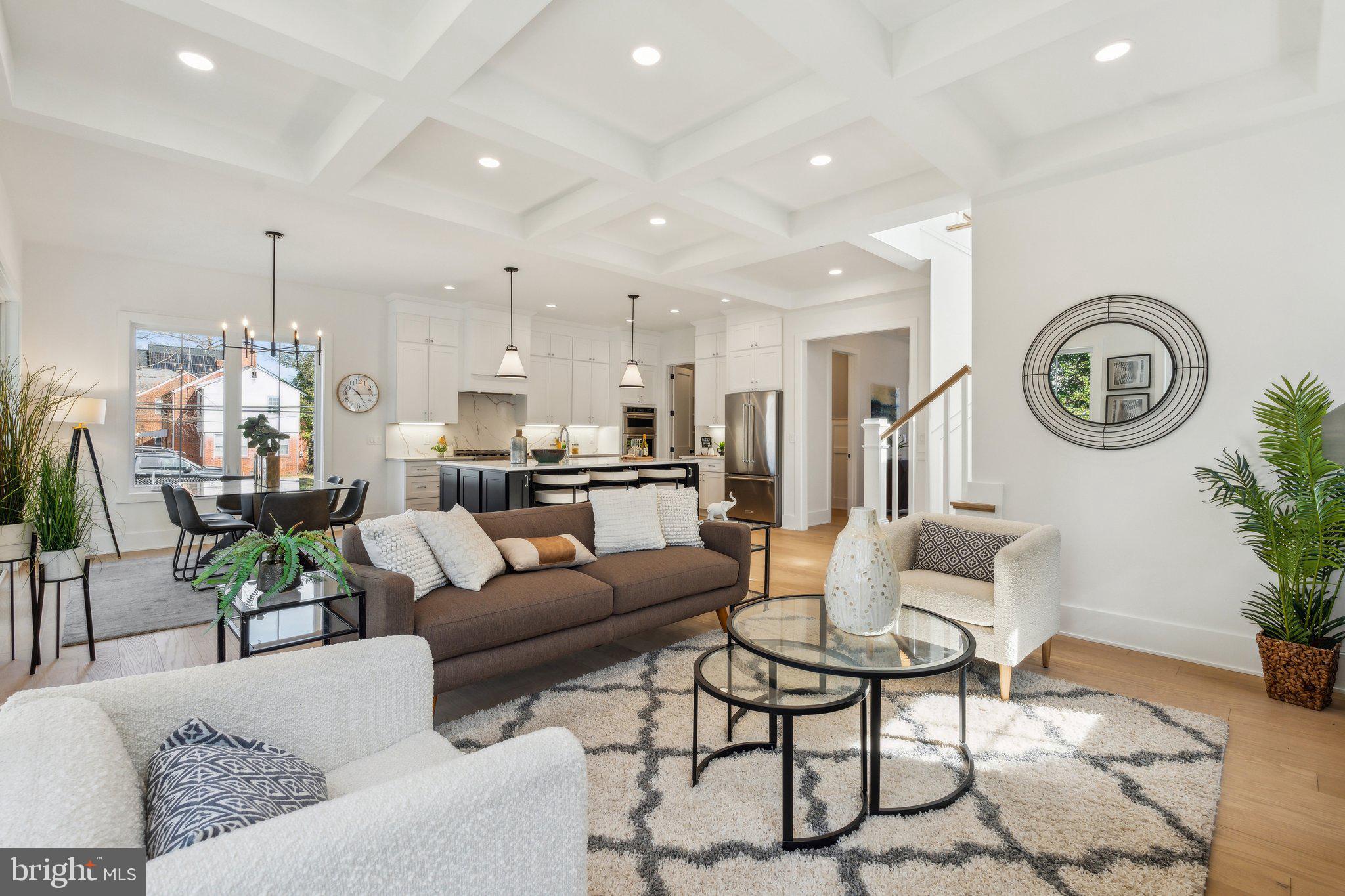 WAYCROFT - WOODLAWN - Residential