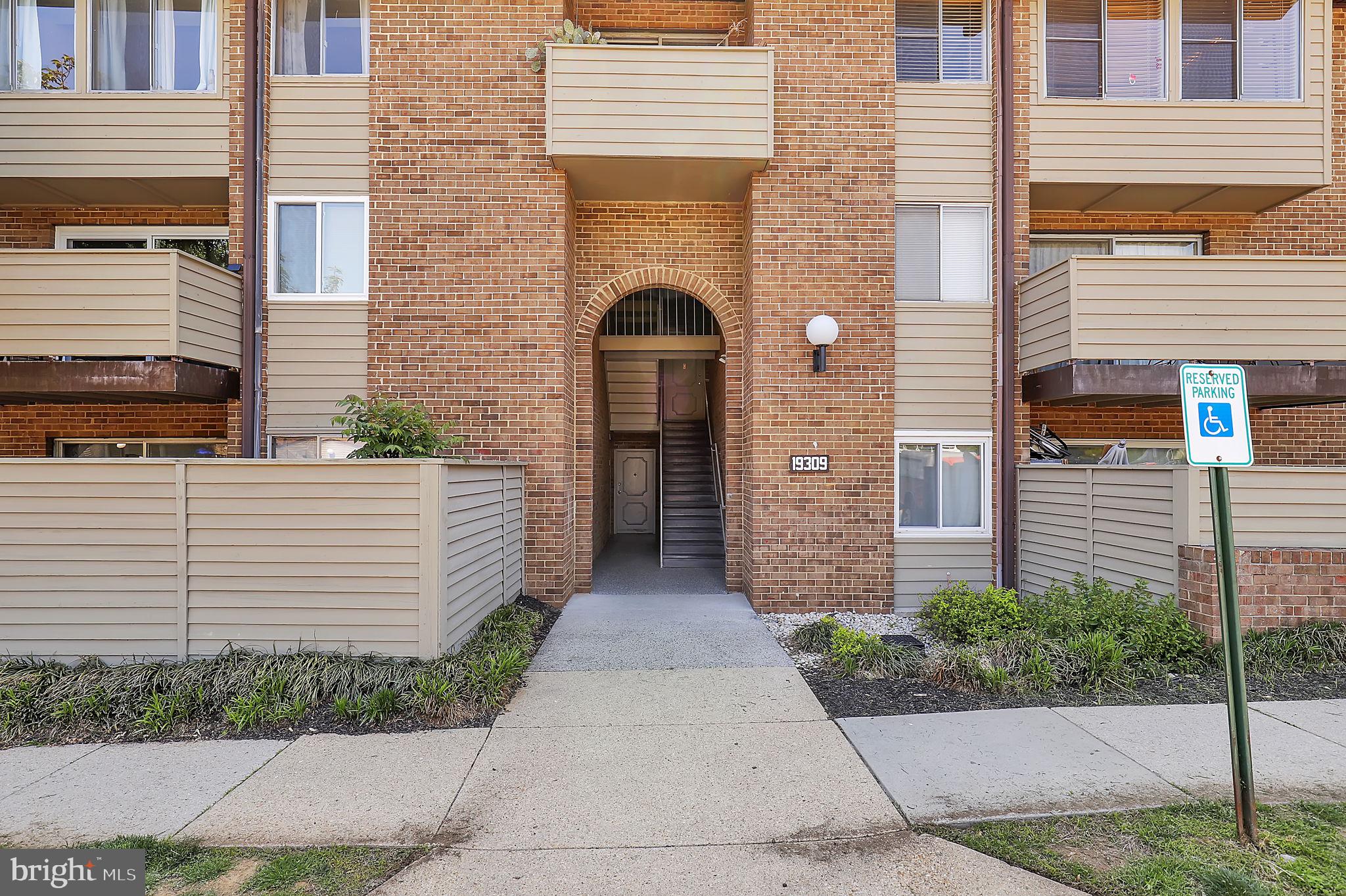 THOMAS CHOICE GARDENS - Residential
