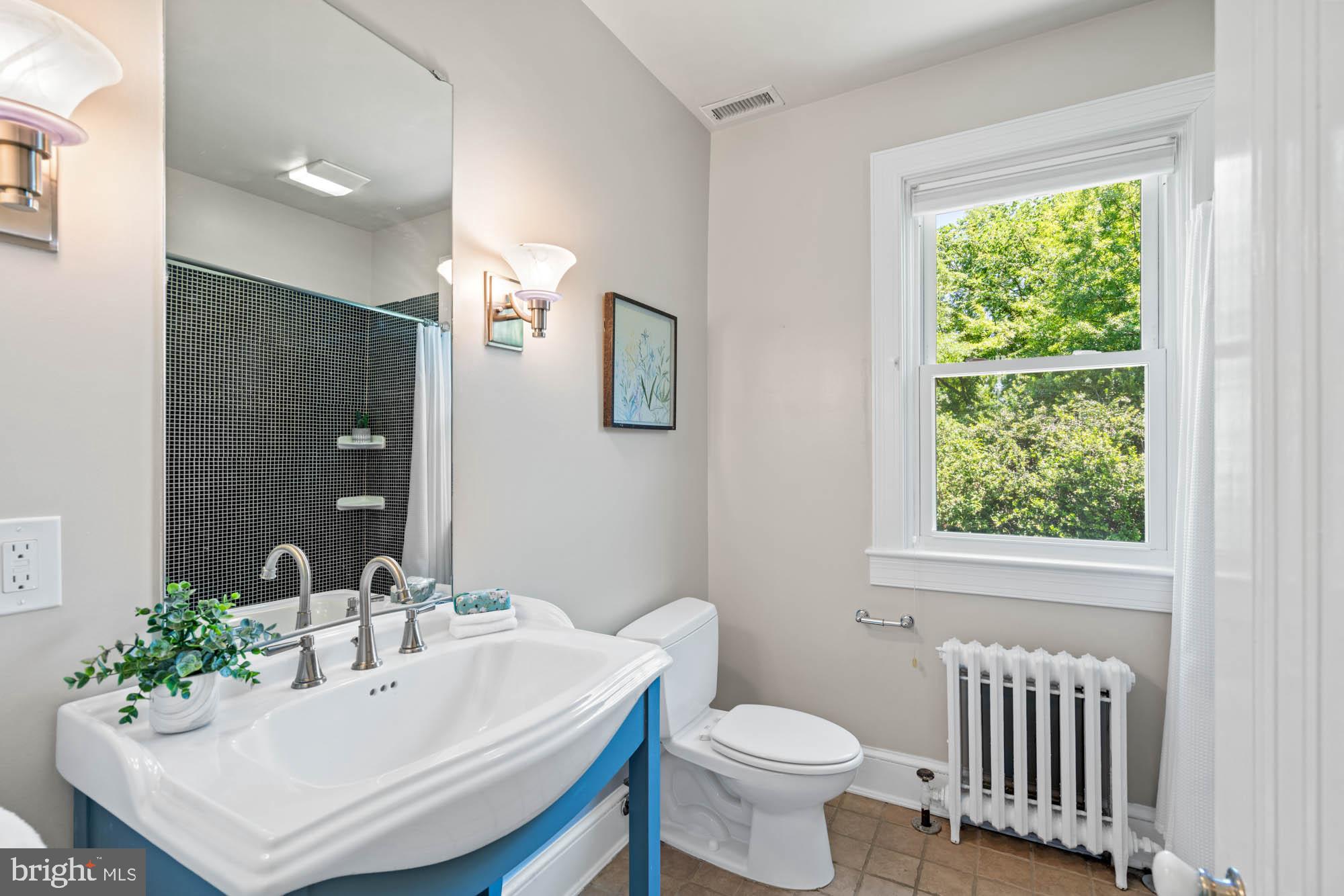 CHEVY CHASE VILLAGE - Residential