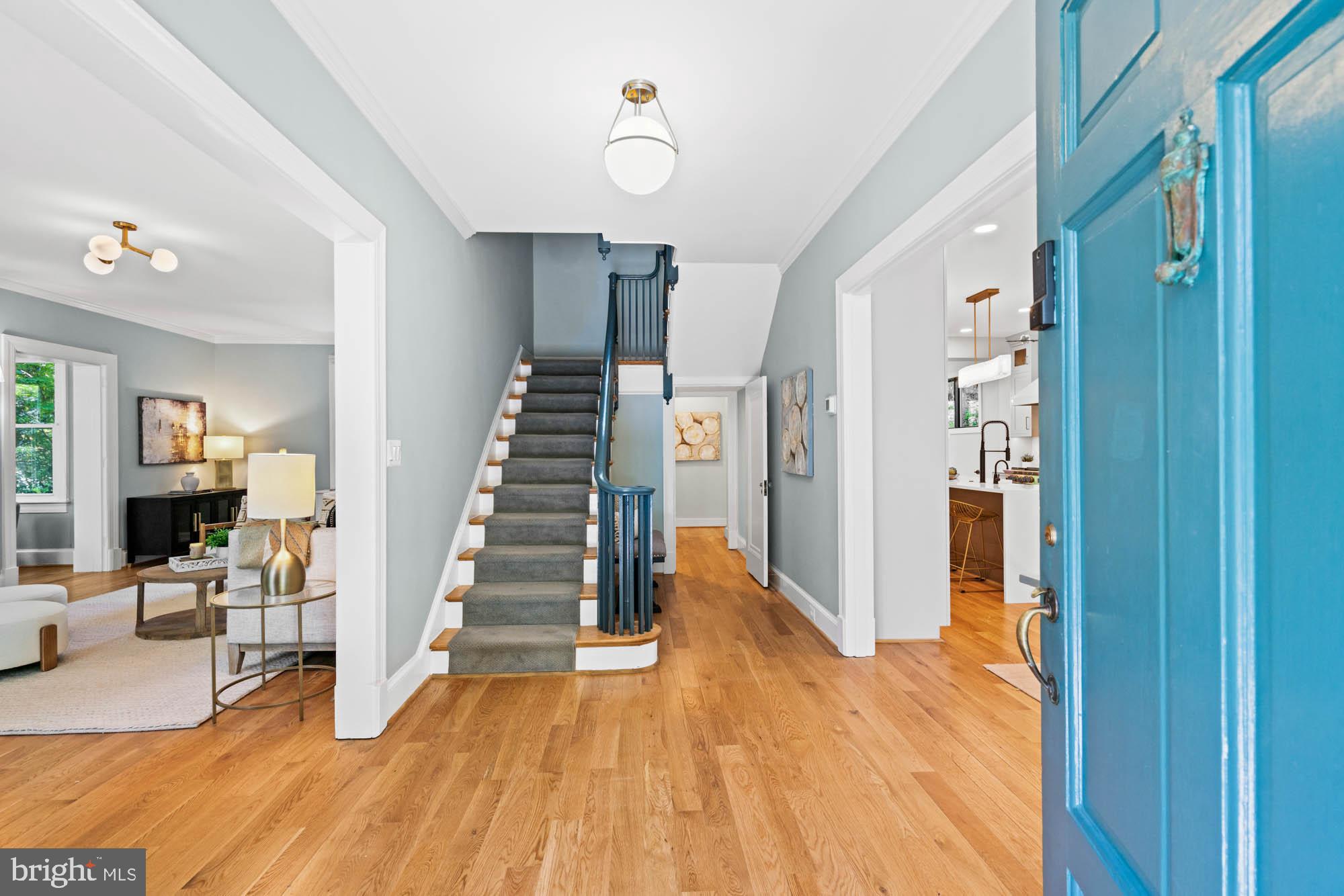 CHEVY CHASE VILLAGE - Residential