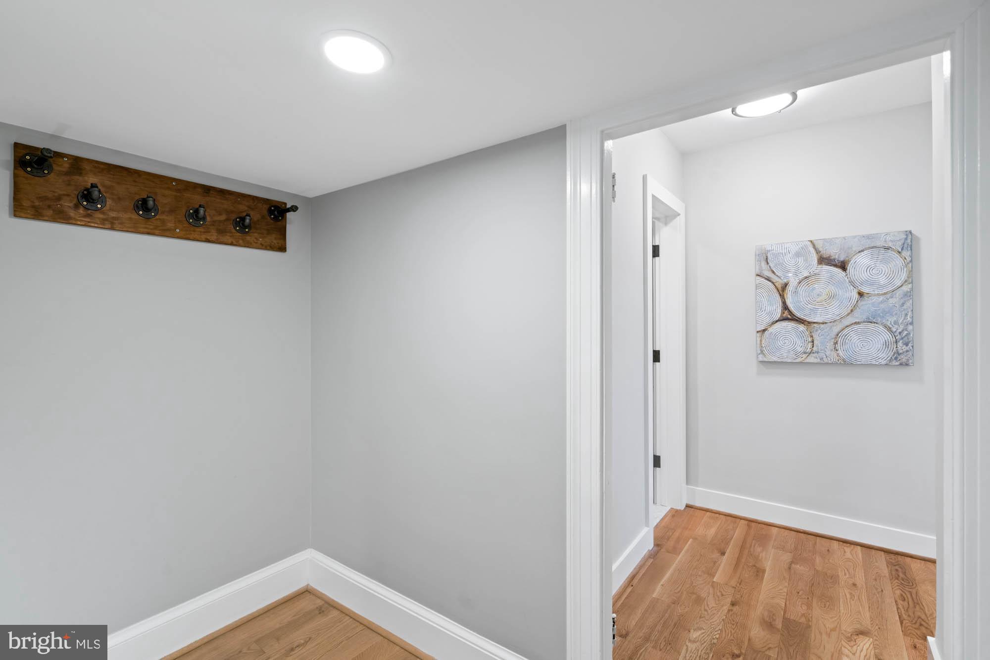 CHEVY CHASE VILLAGE - Residential
