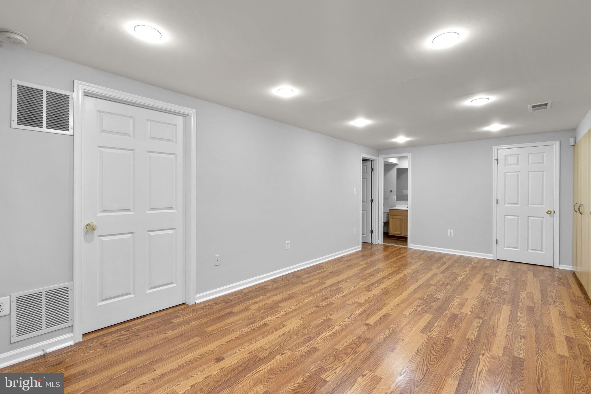 ORCHARD RIDGE - Residential