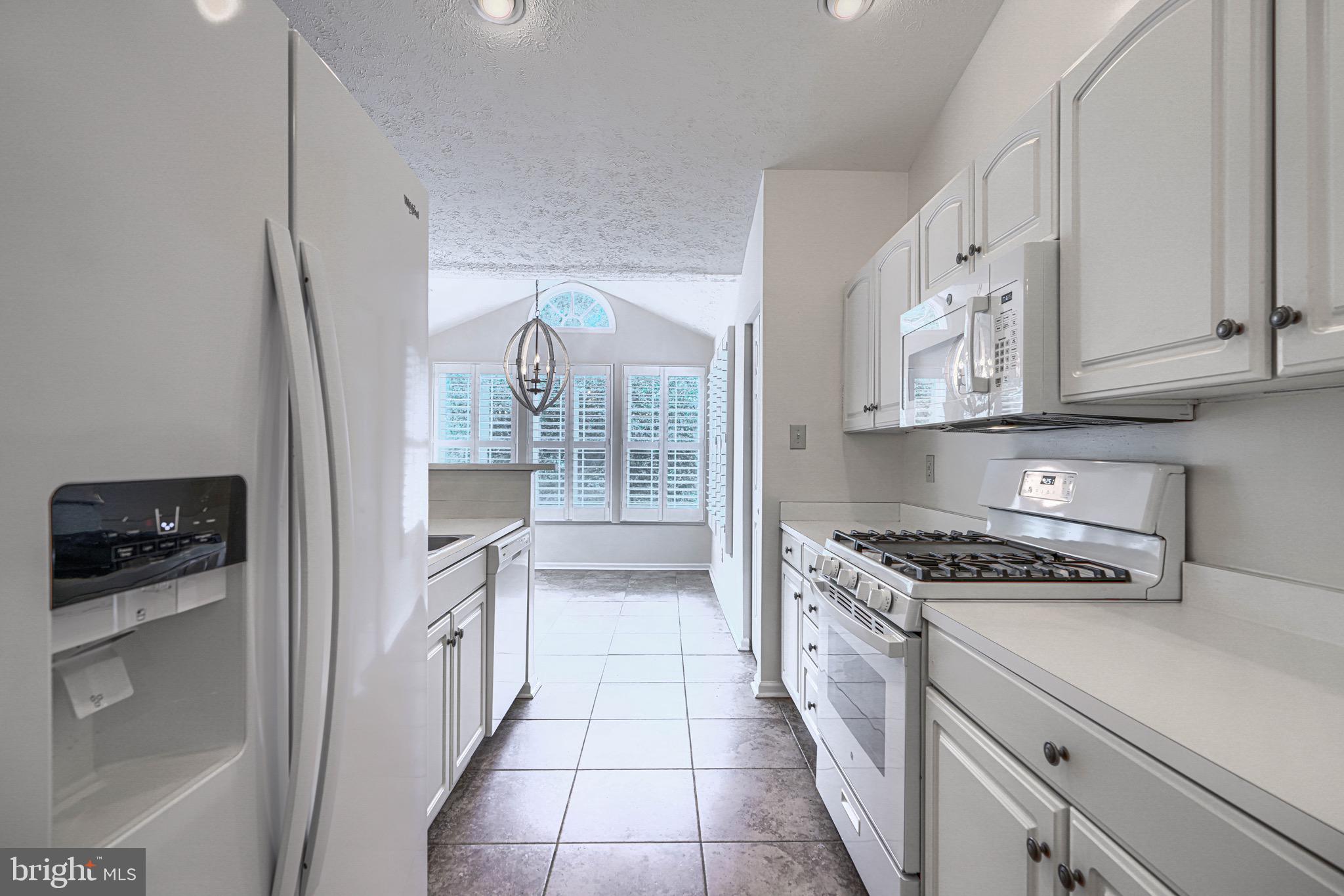 SOUTHFIELD CONDO - Residential