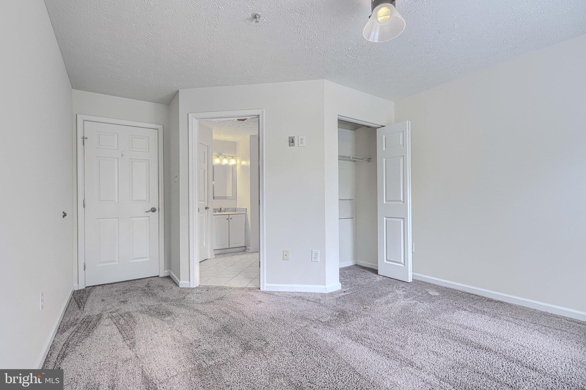 SOUTHFIELD CONDO - Residential