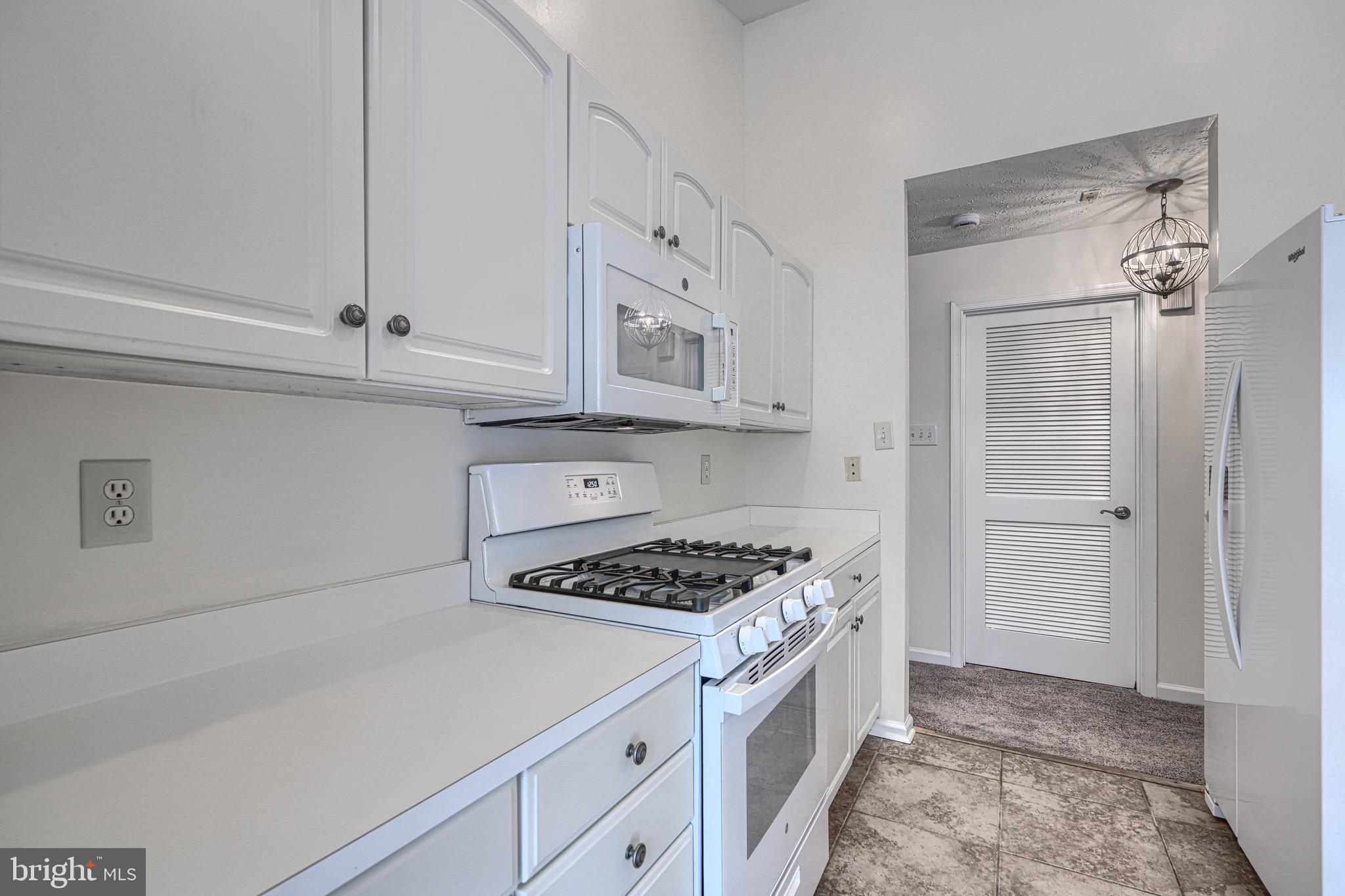 SOUTHFIELD CONDO - Residential
