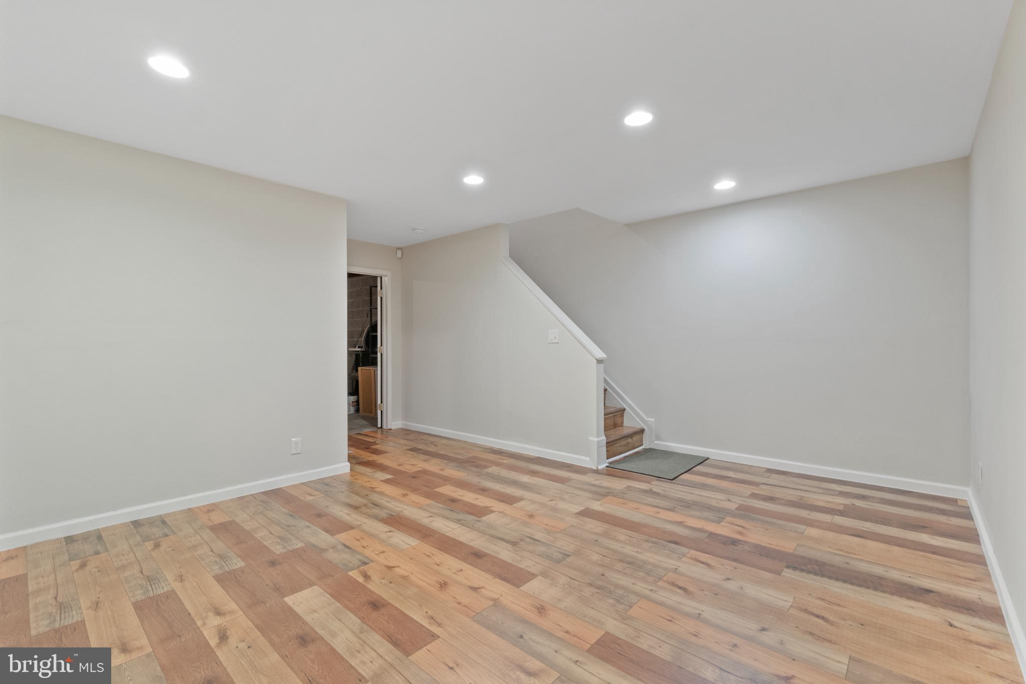 BELVEDERE SQUARE - Residential