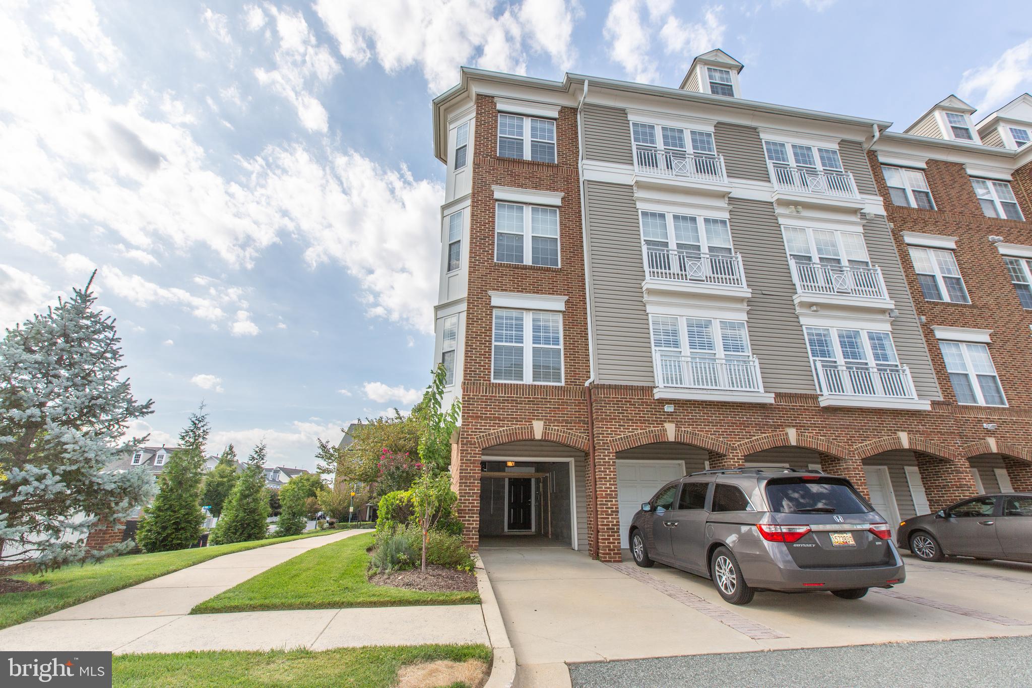 KING FARM - Residential Lease