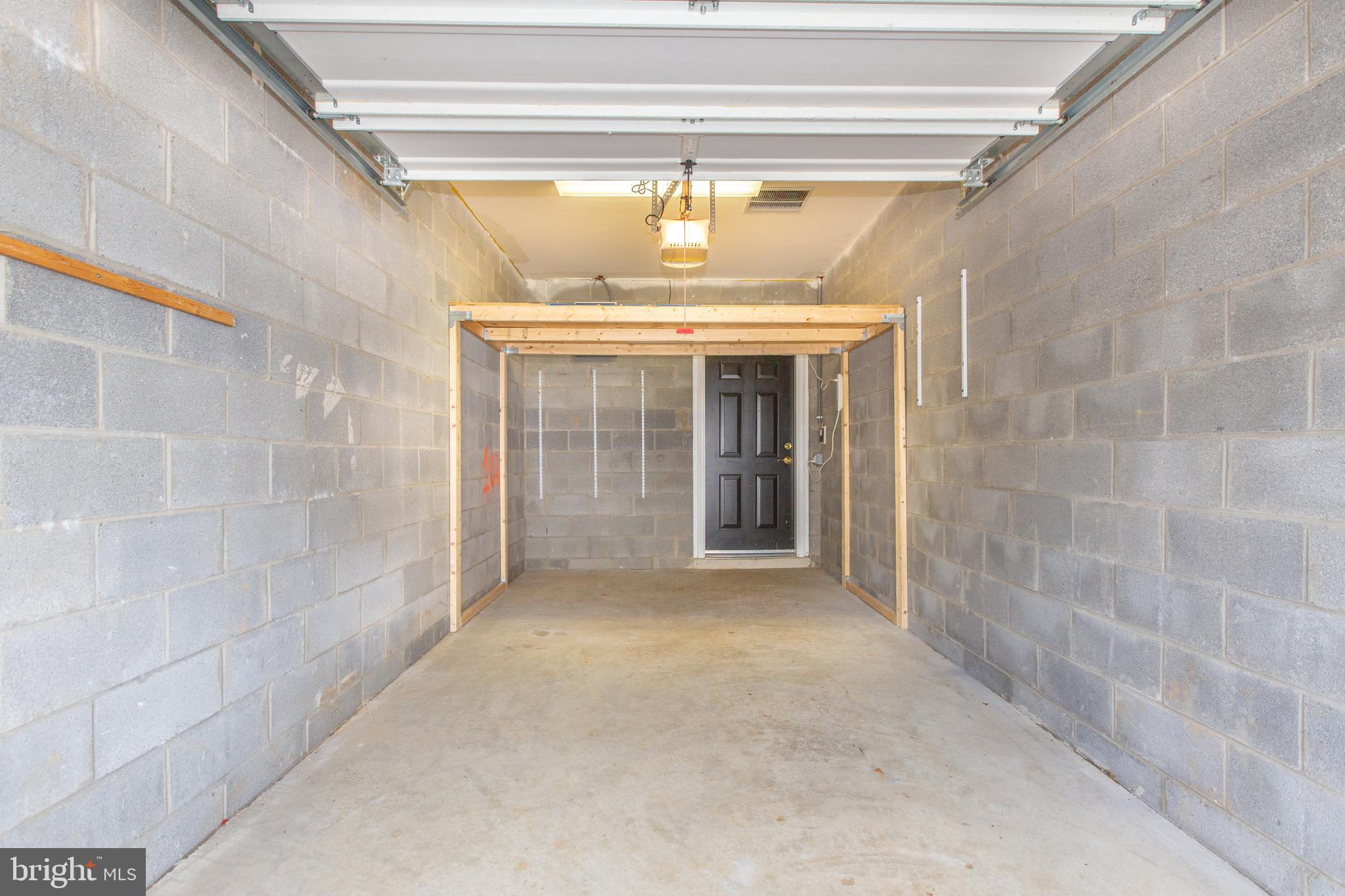 KING FARM - Residential Lease