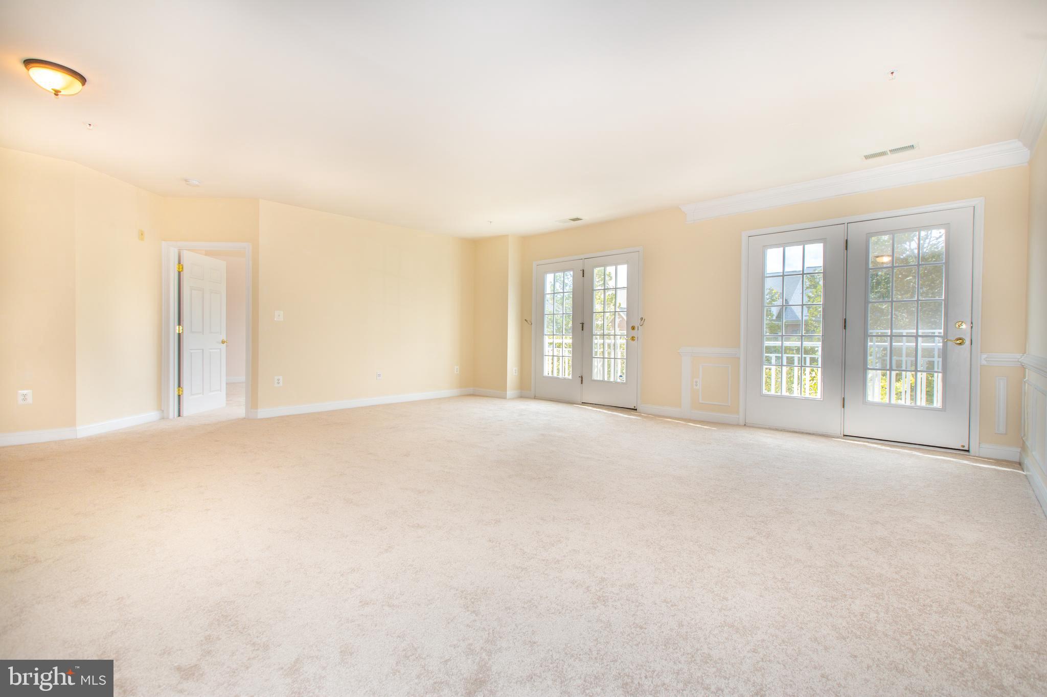 KING FARM - Residential Lease