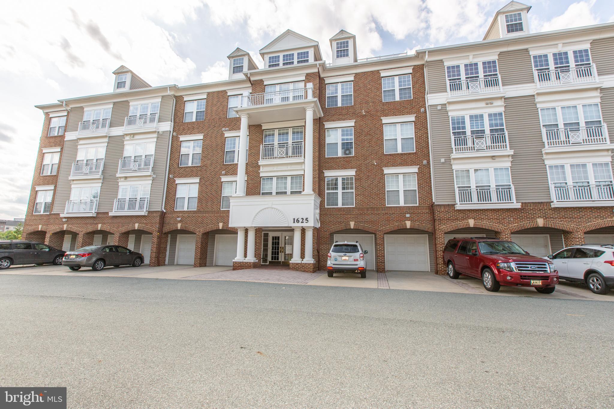 KING FARM - Residential Lease