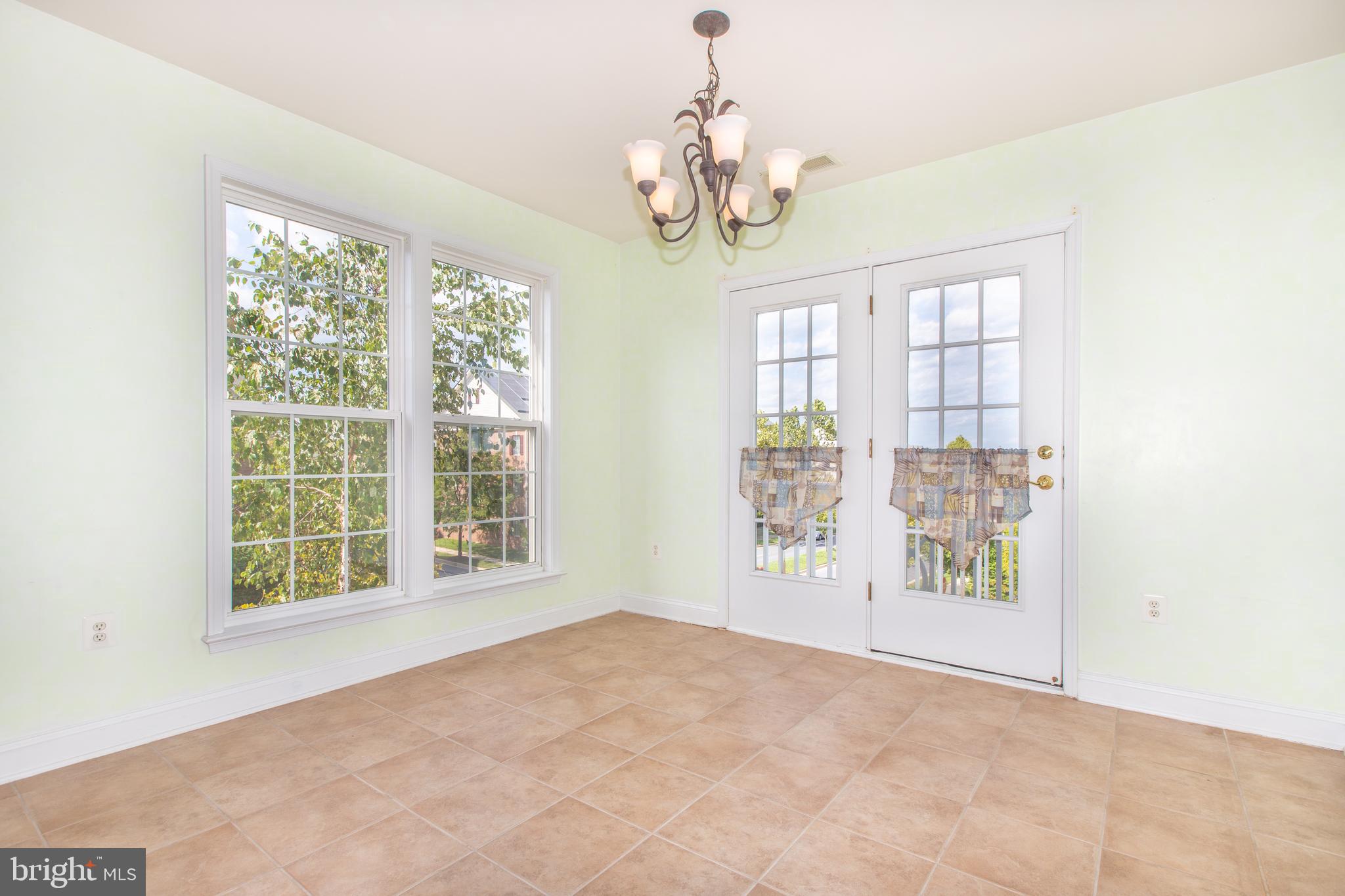 KING FARM - Residential Lease